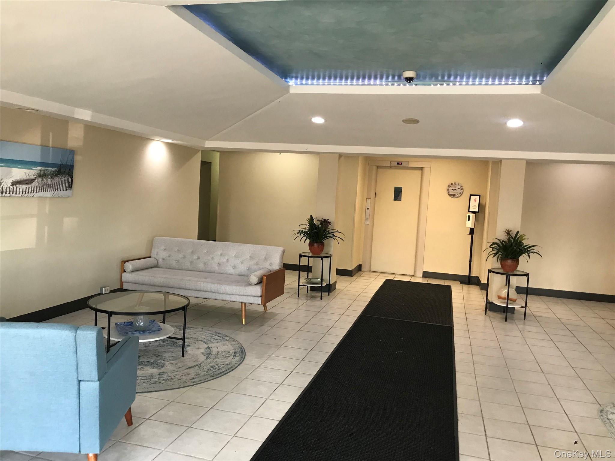 855 E. Broadway # 2D1, Long Beach, NY 11561