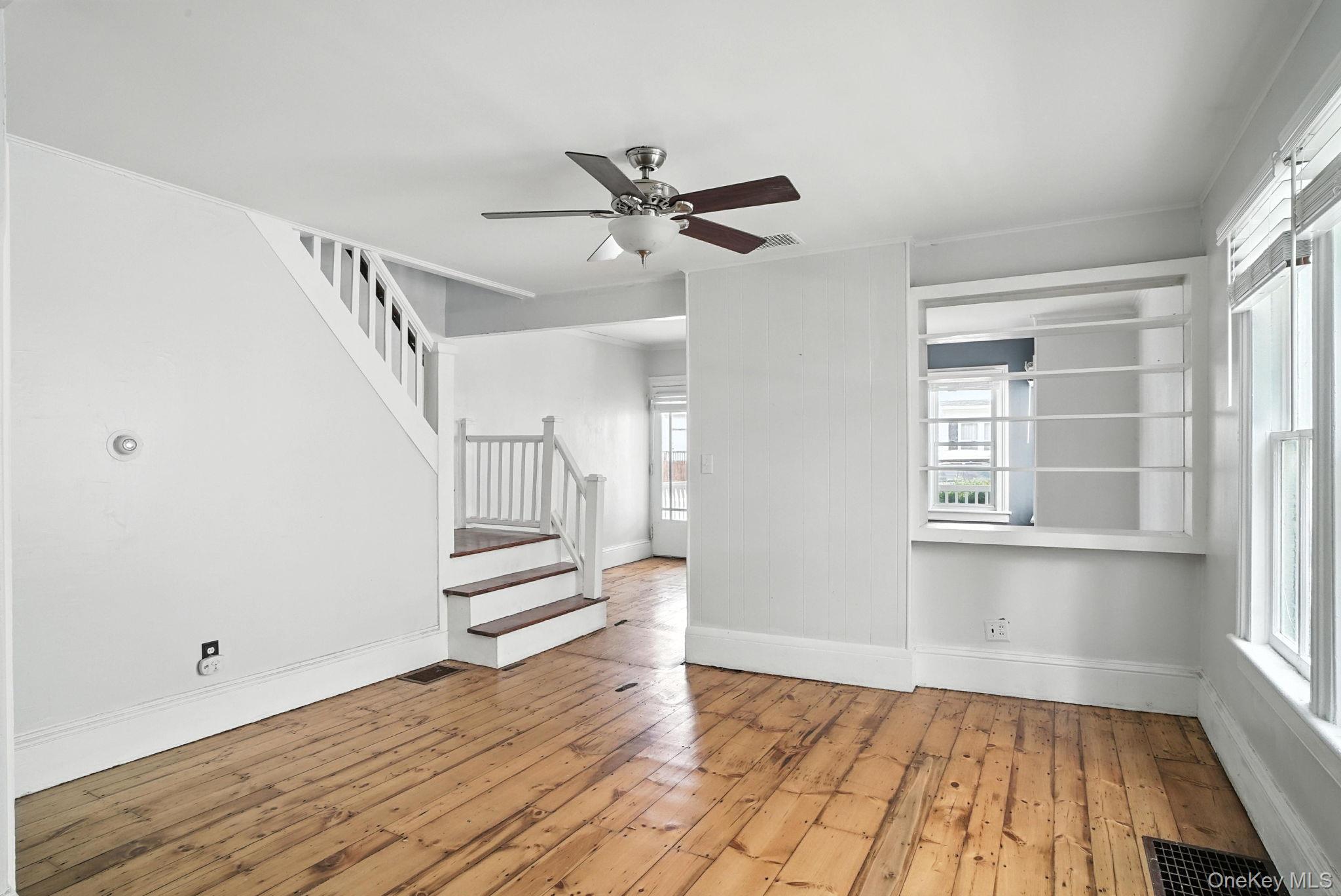 14 Washington Avenue, Port Jervis, NY 12771