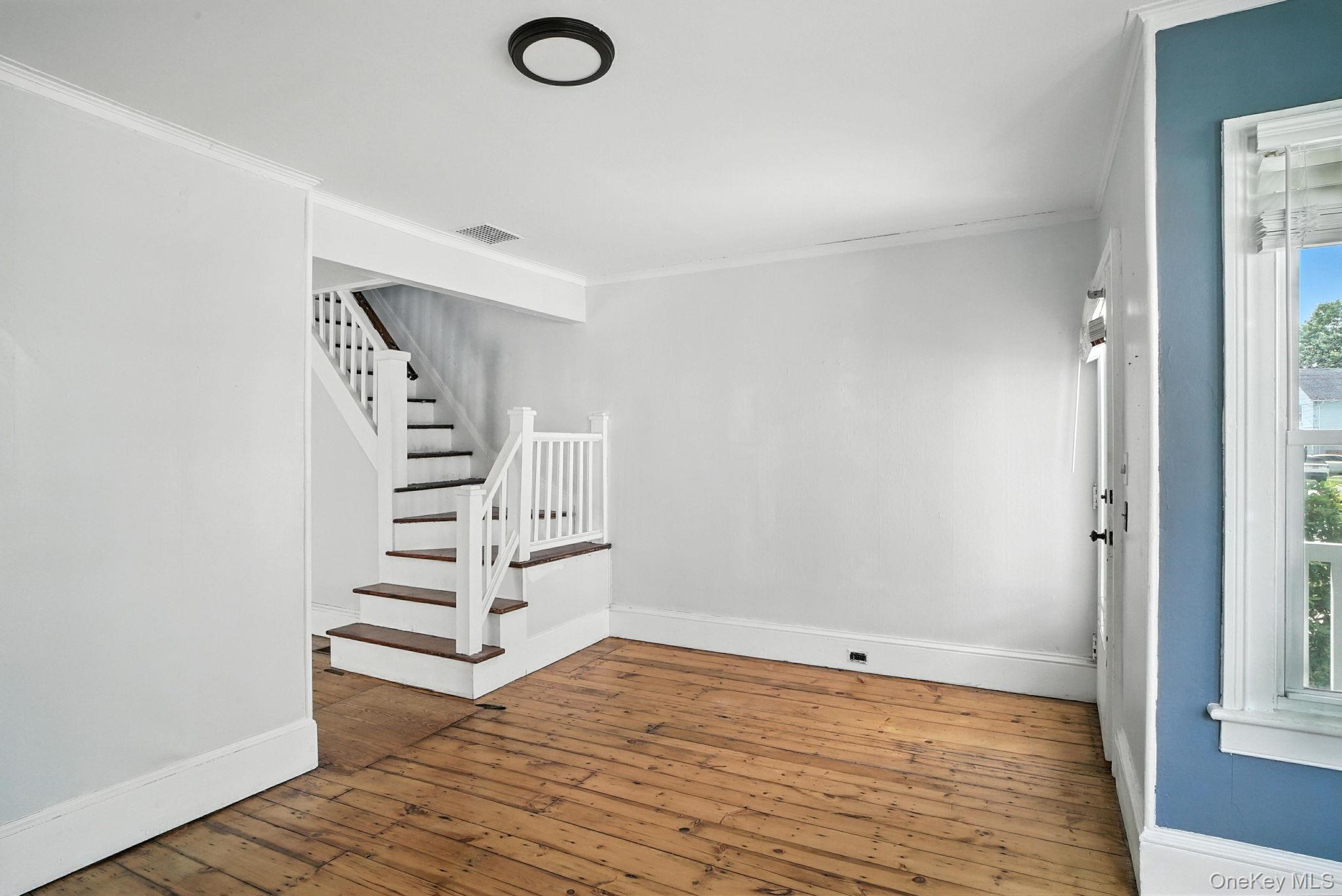 14 Washington Avenue, Port Jervis, NY 12771