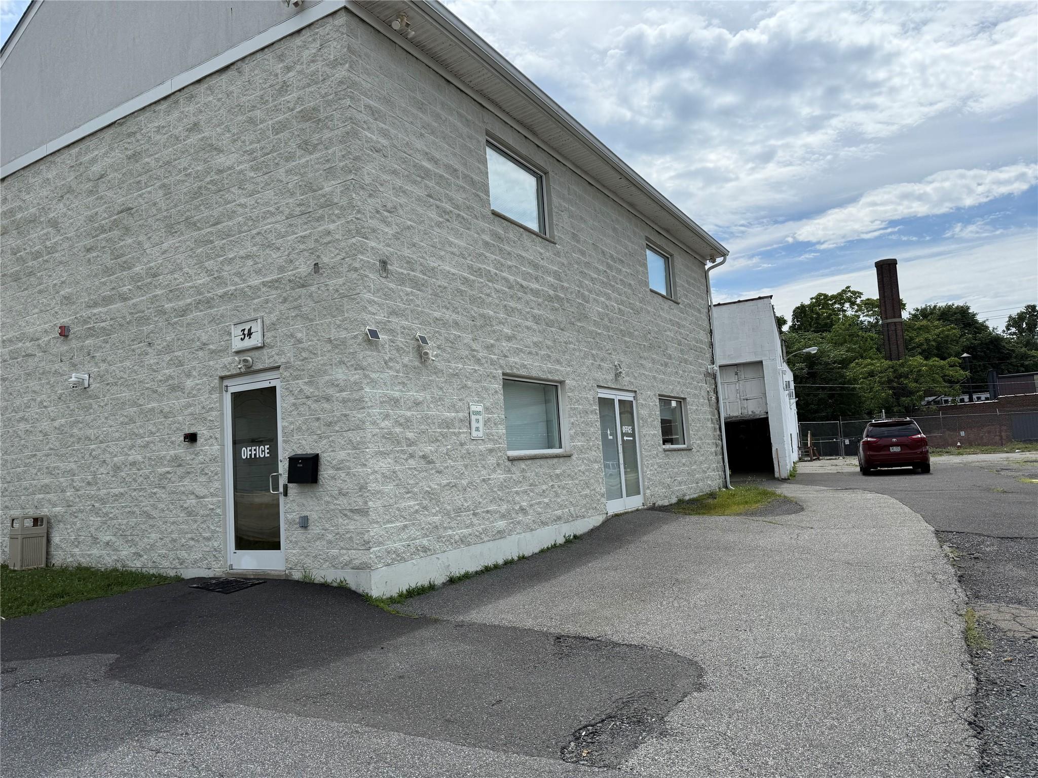 34 Cottage Street, Middletown, NY 10940