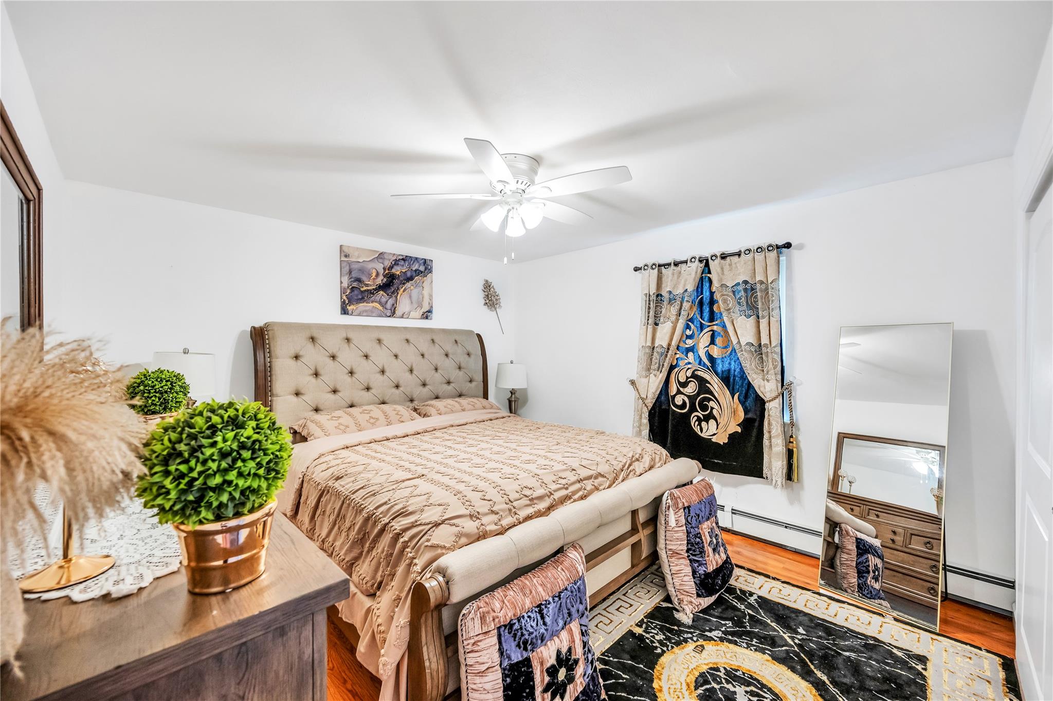 5 Tomes Avenue, Farmingdale, NY 11735