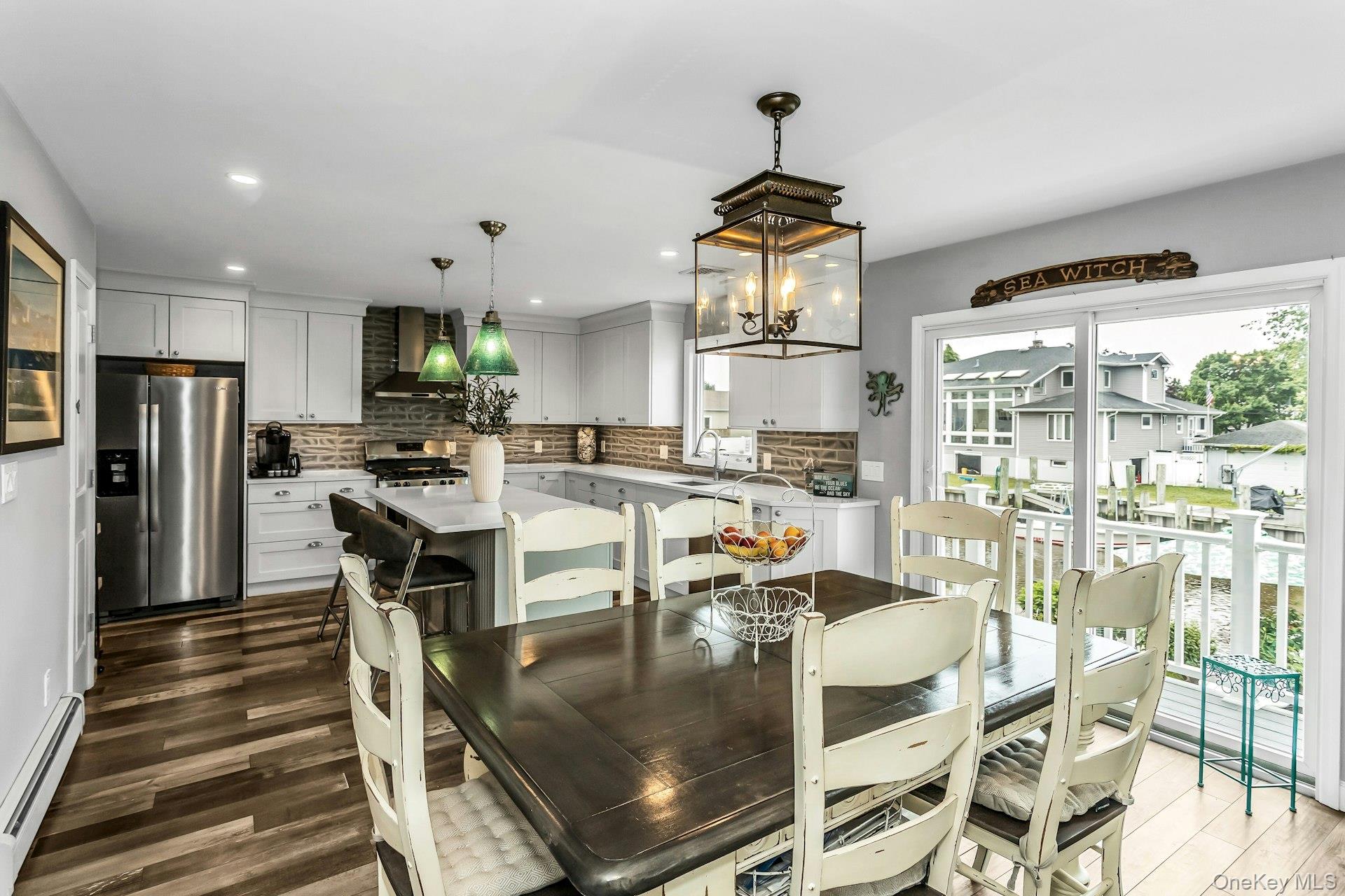 10 Garfield Place, Massapequa, NY 11758