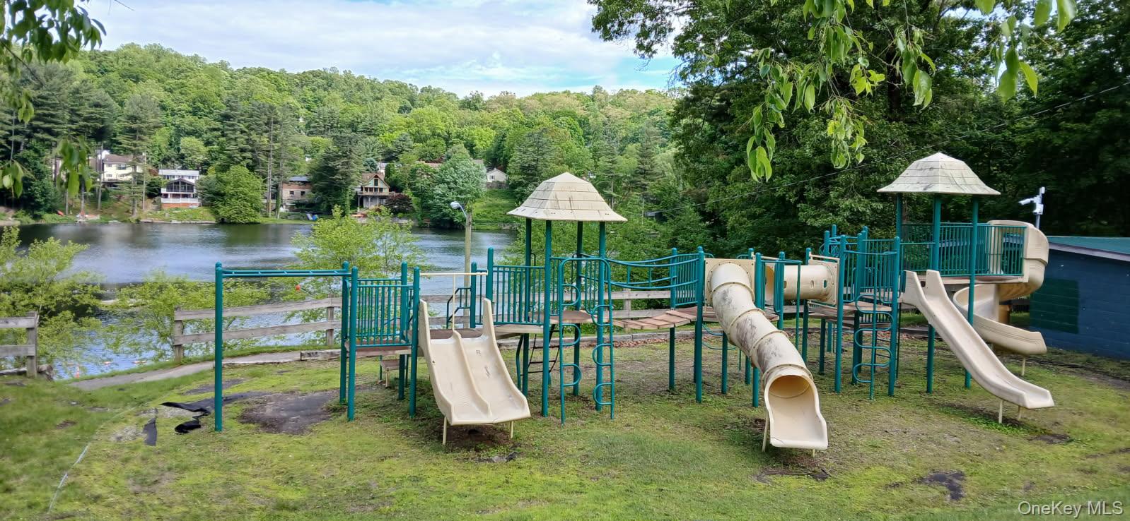 66 Putnam Road, Cortlandt Manor, NY 10567