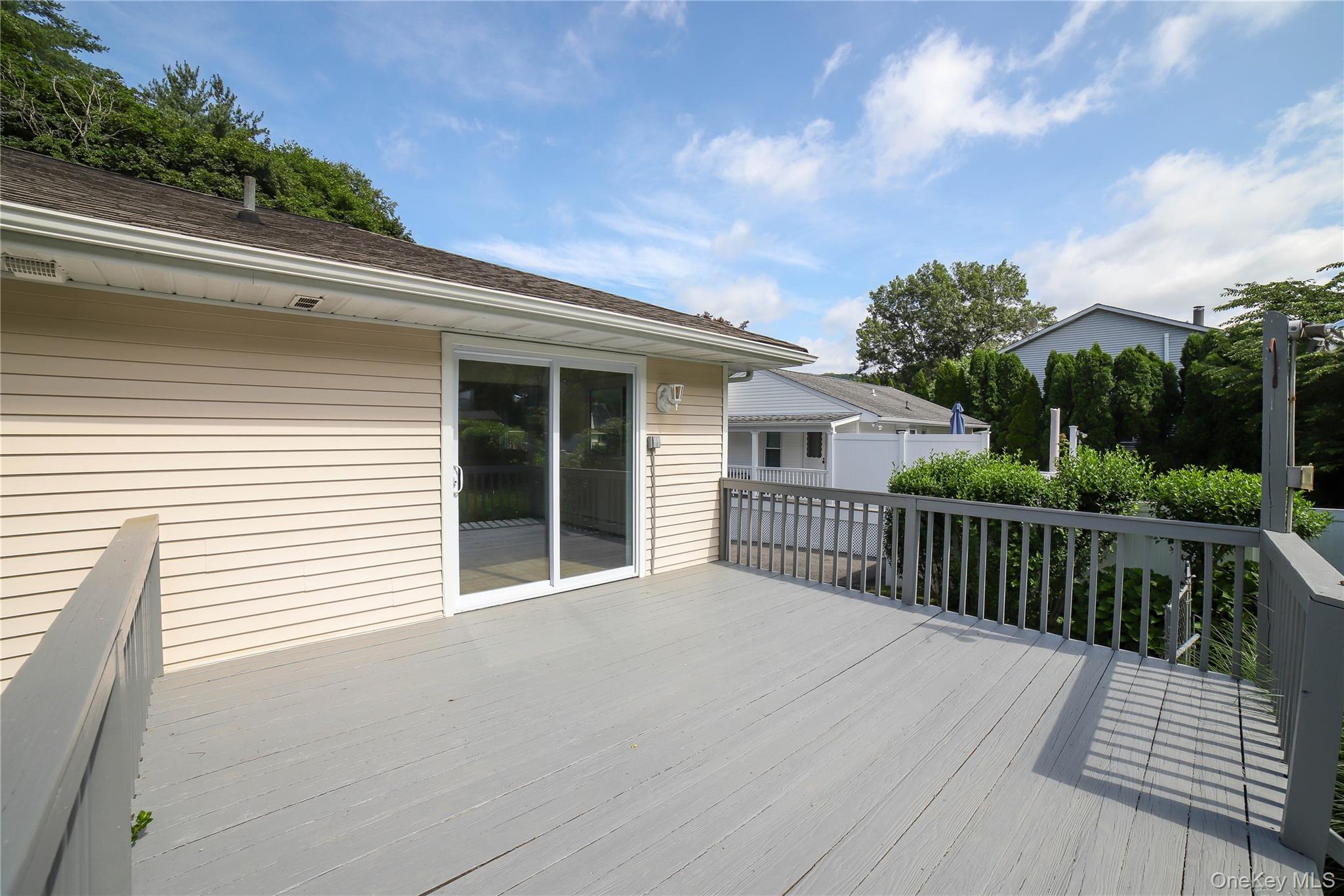 66 Putnam Road, Cortlandt Manor, NY 10567