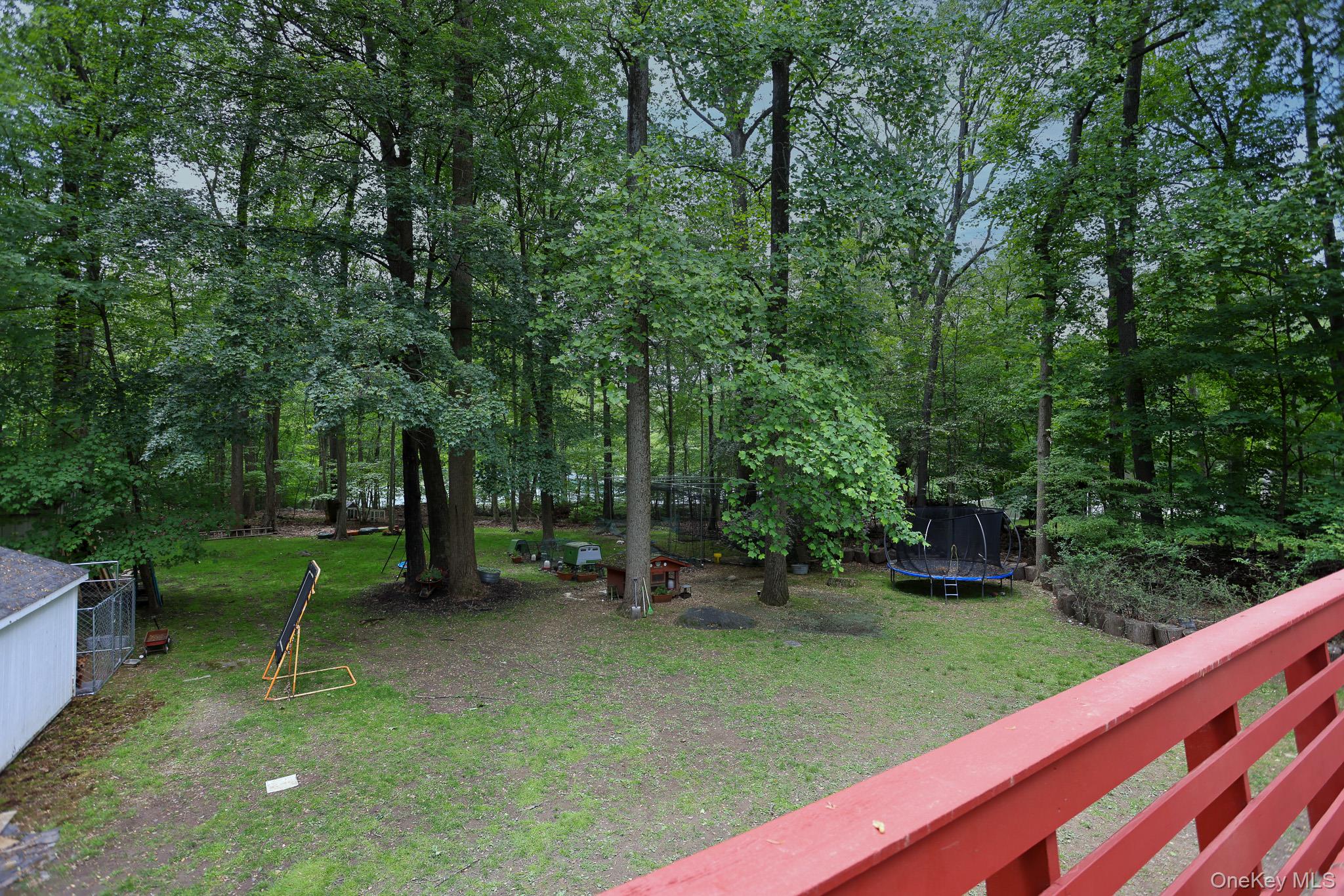 21 Edgebrook Lane, Airmont, NY 10952