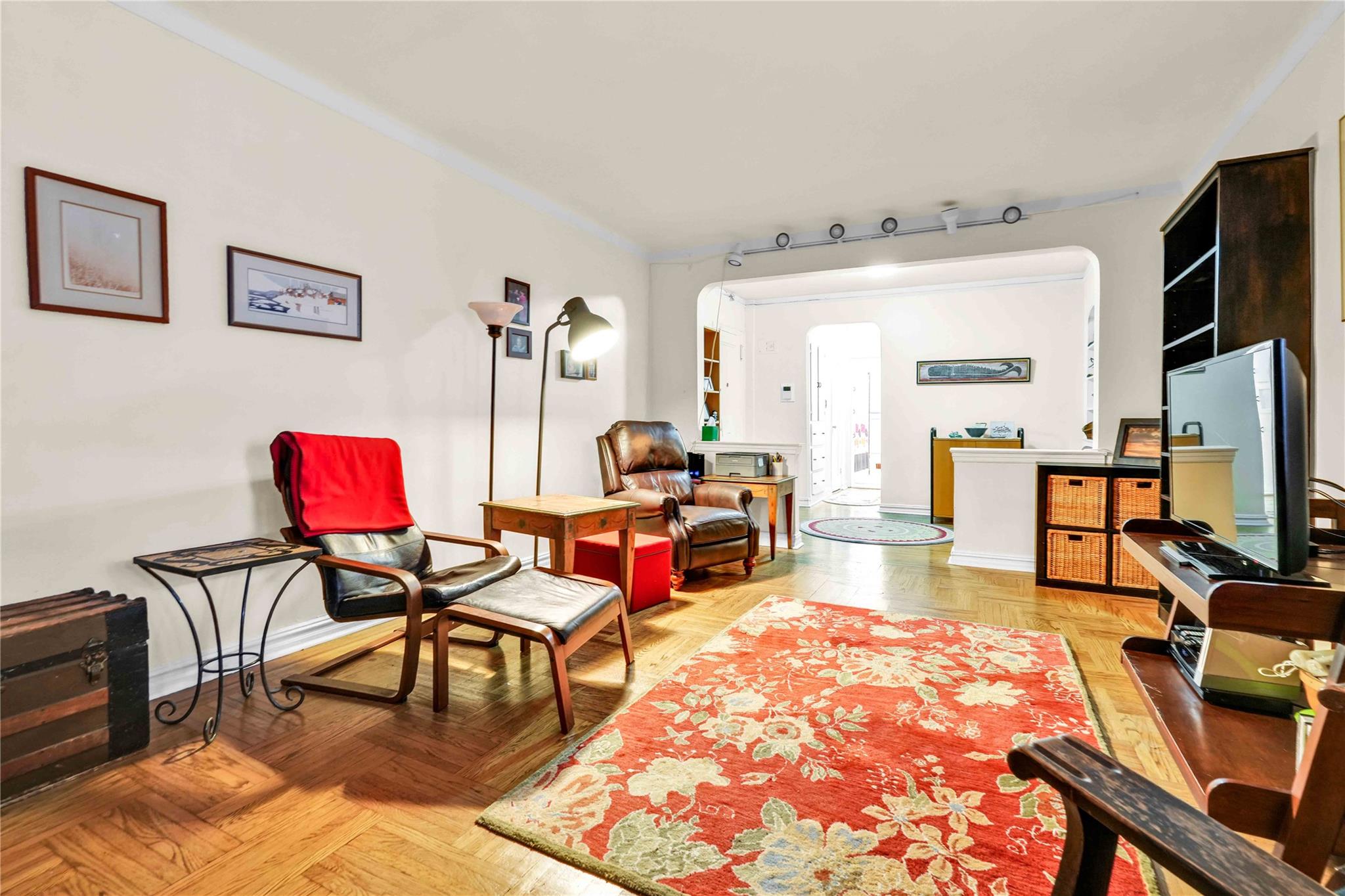 84-51 Beverly Road # 5P, Kew Gardens, NY 11415