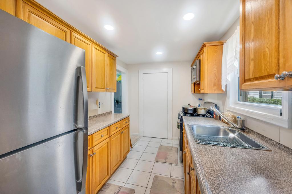 11119 212th Street, Queens Village, NY 11429