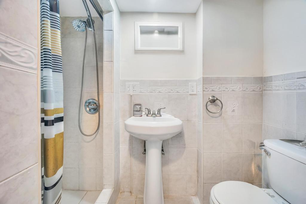 11119 212th Street, Queens Village, NY 11429