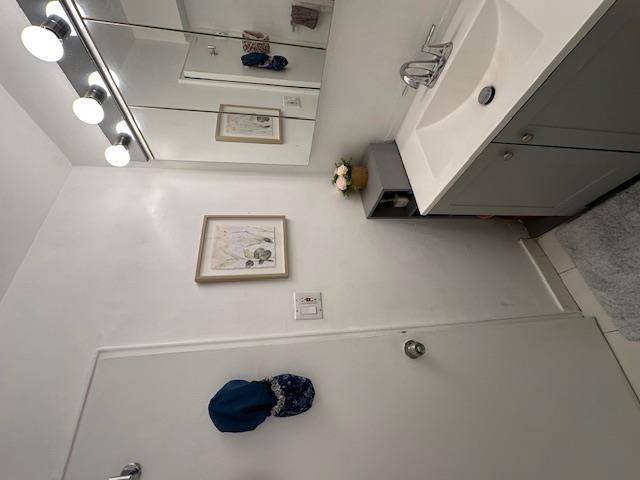 18-65 211th Street # 5D, Bayside, NY 11360