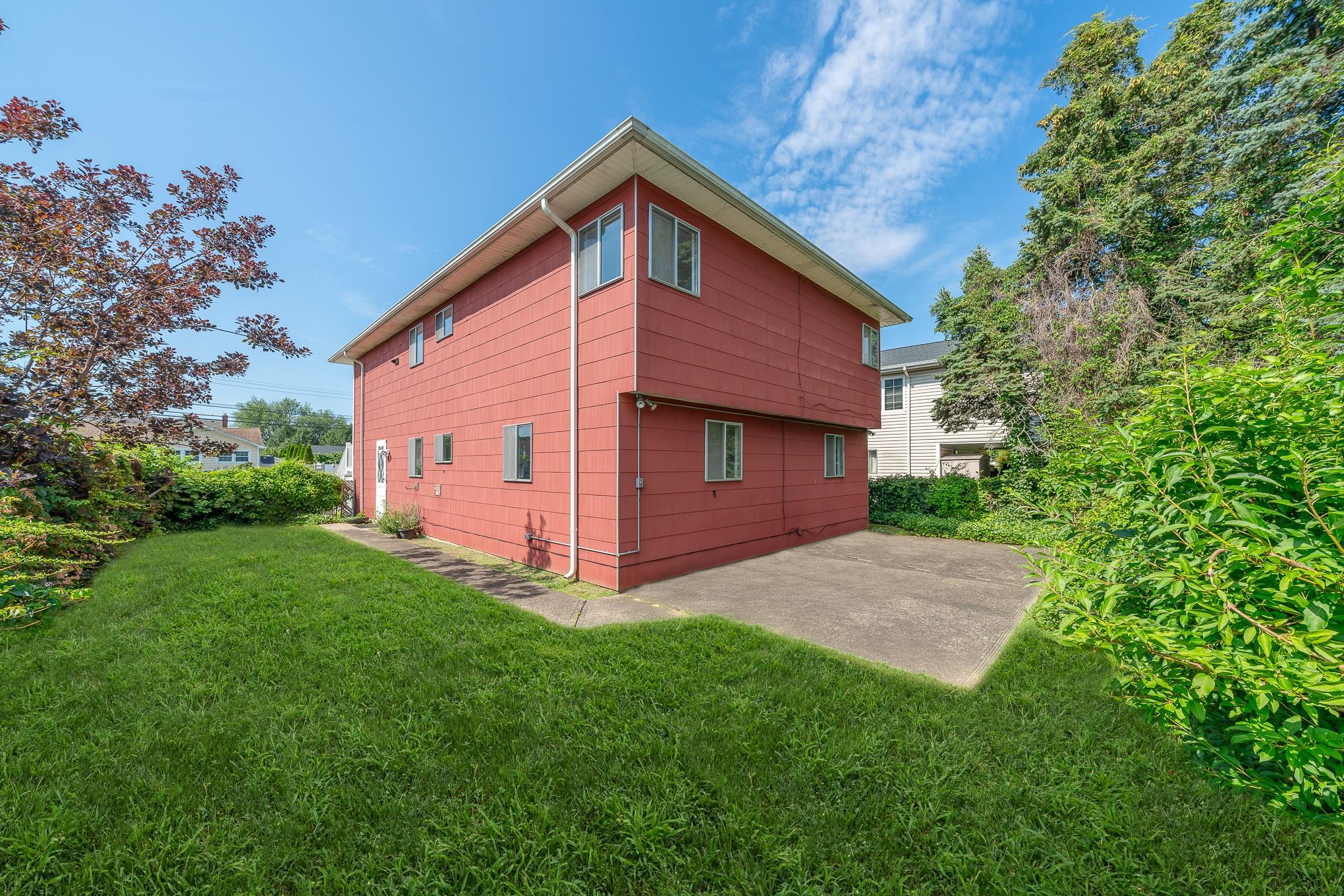 227 N Walnut Street, Massapequa, NY 11758