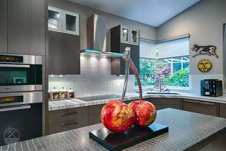 2374 Jericho Turnpike, New Hyde Park, NY 11040