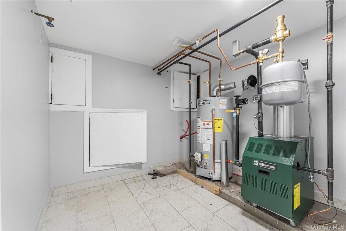 2073 Bathgate Avenue, Bronx, NY 10457