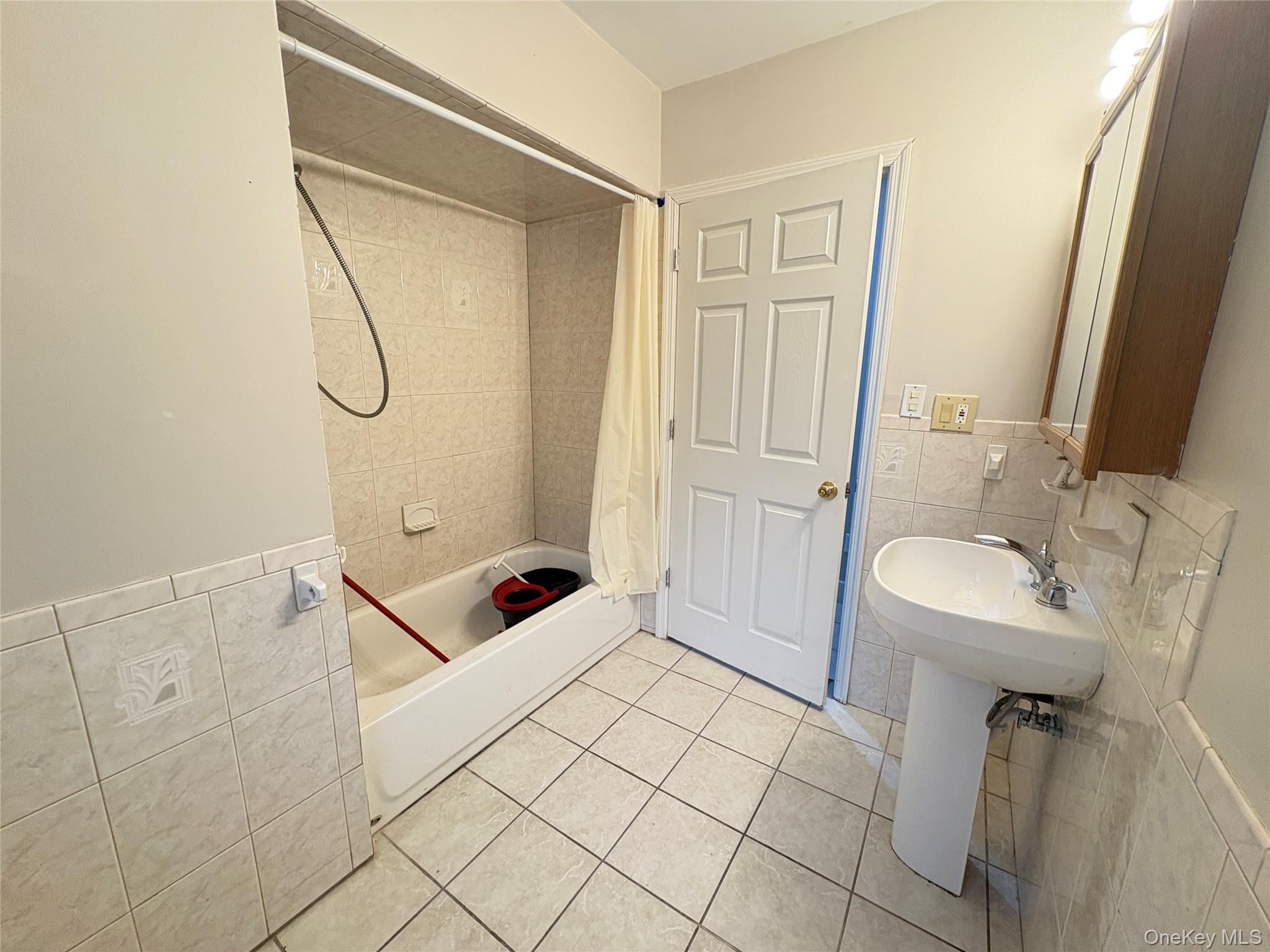 42 Burlison Avenue, Ellenville, NY 12428