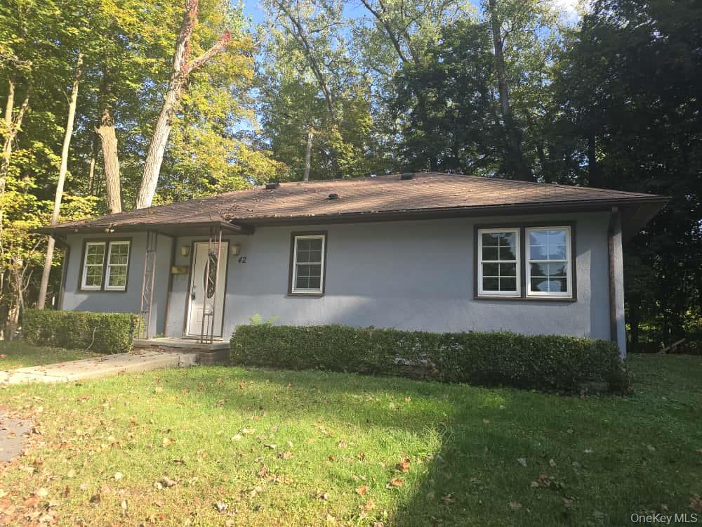 42 Burlison Avenue, Ellenville, NY 12428