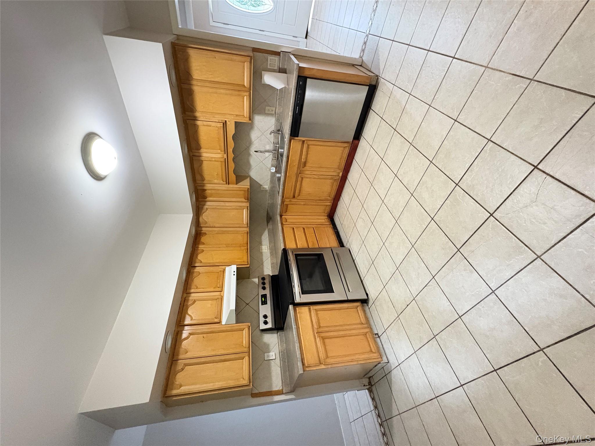 42 Burlison Avenue, Ellenville, NY 12428