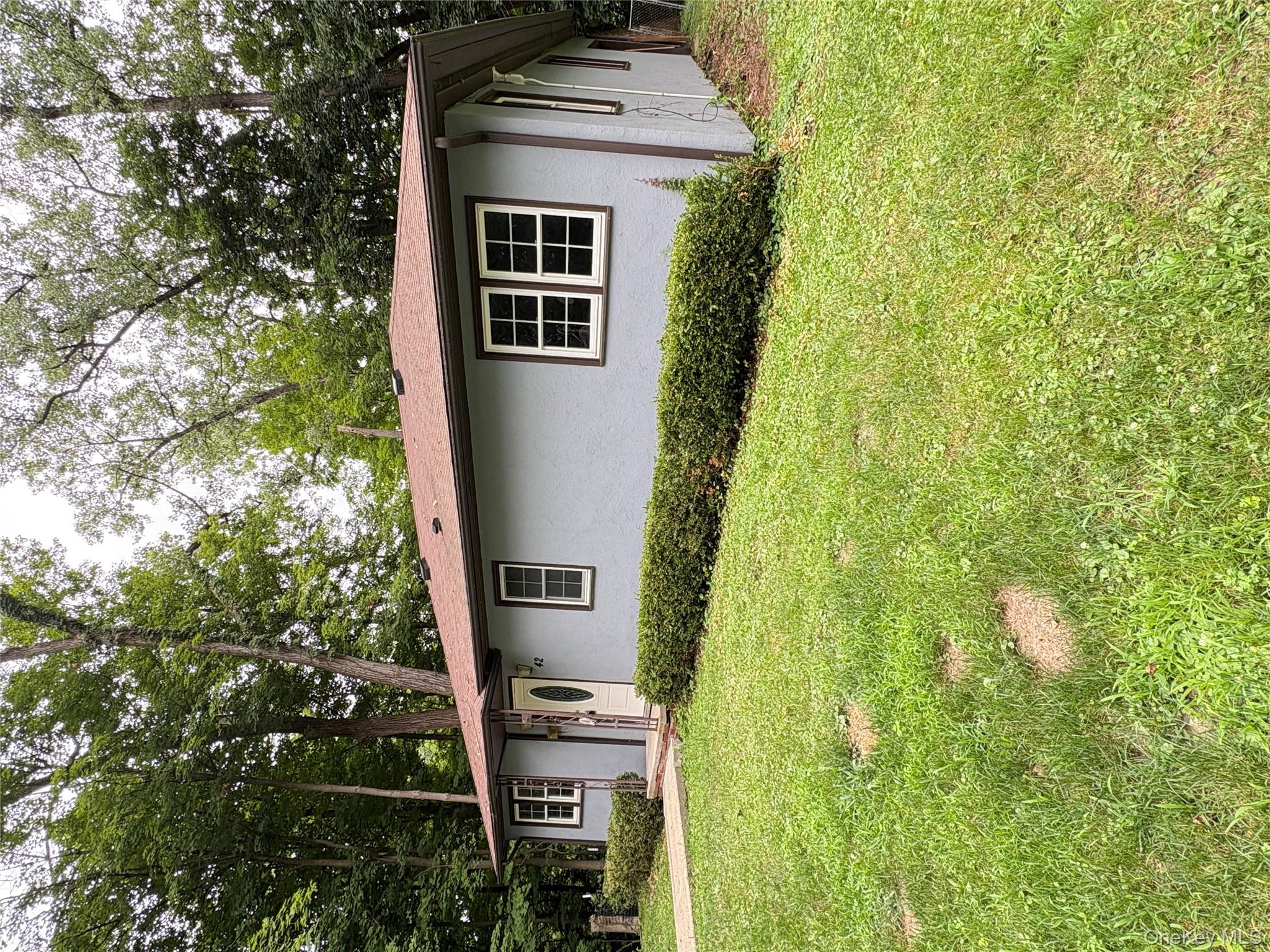 42 Burlison Avenue, Ellenville, NY 12428