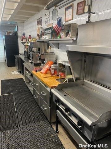 32-35 48 Avenue, Long Island City, NY 11101