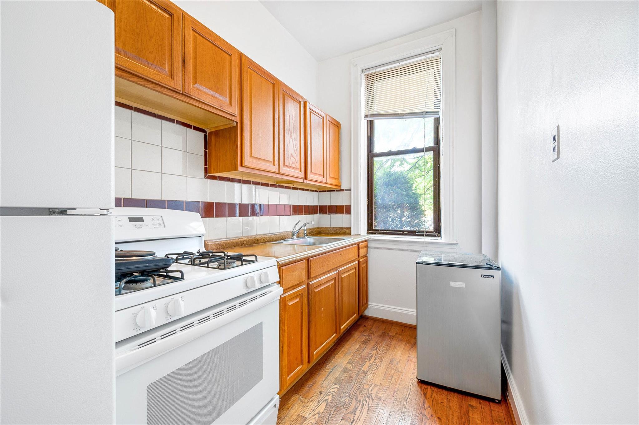 137-06 Bedell Street, Springfield Gardens, NY 11413