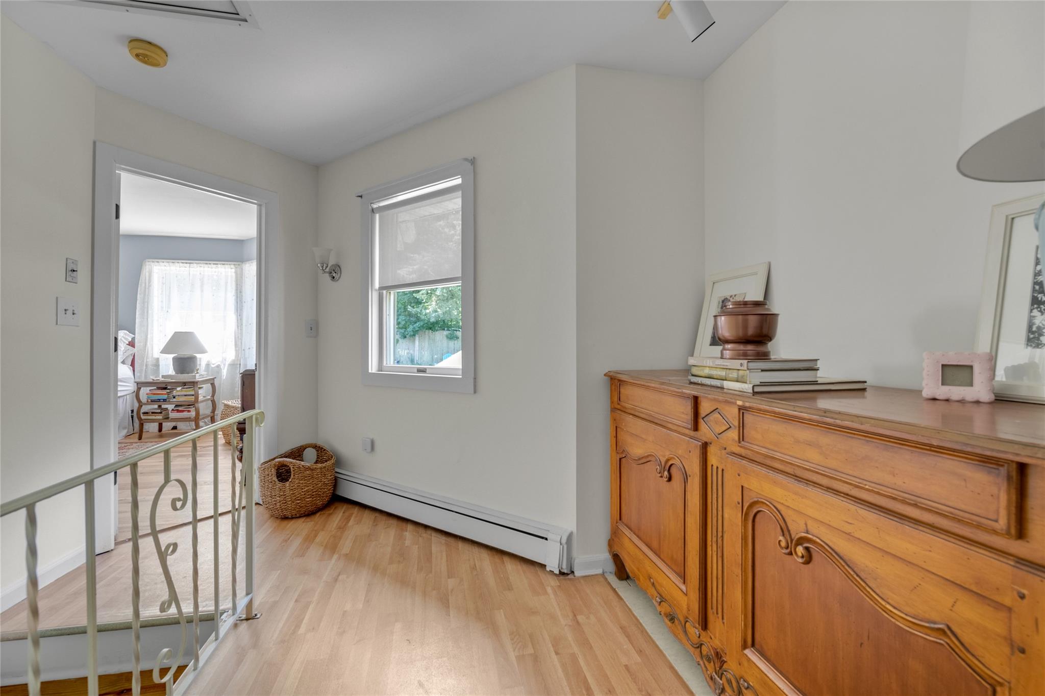 18 Neulist Avenue, Port Washington, NY 11050