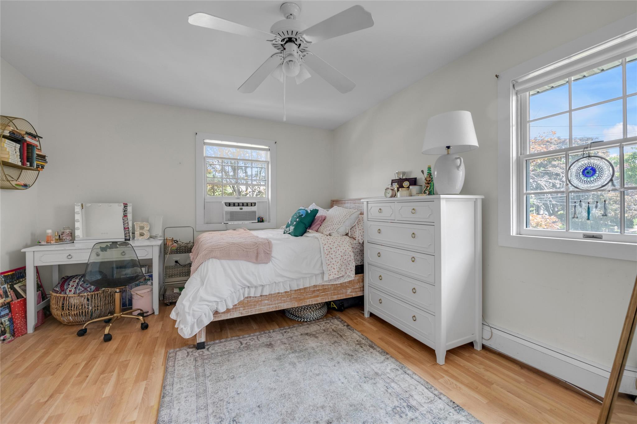 18 Neulist Avenue, Port Washington, NY 11050