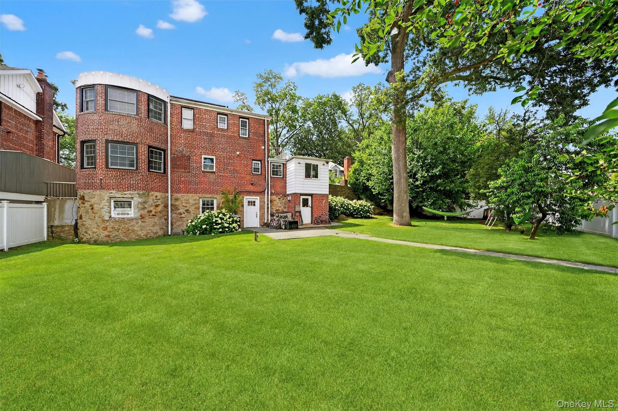 23 Westmoreland Drive, Yonkers, NY 10704