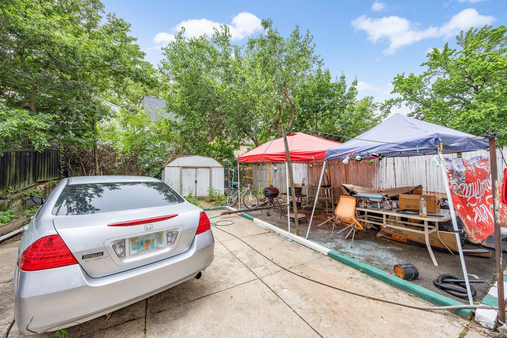 10446 199th Street, Saint Albans, NY 11412