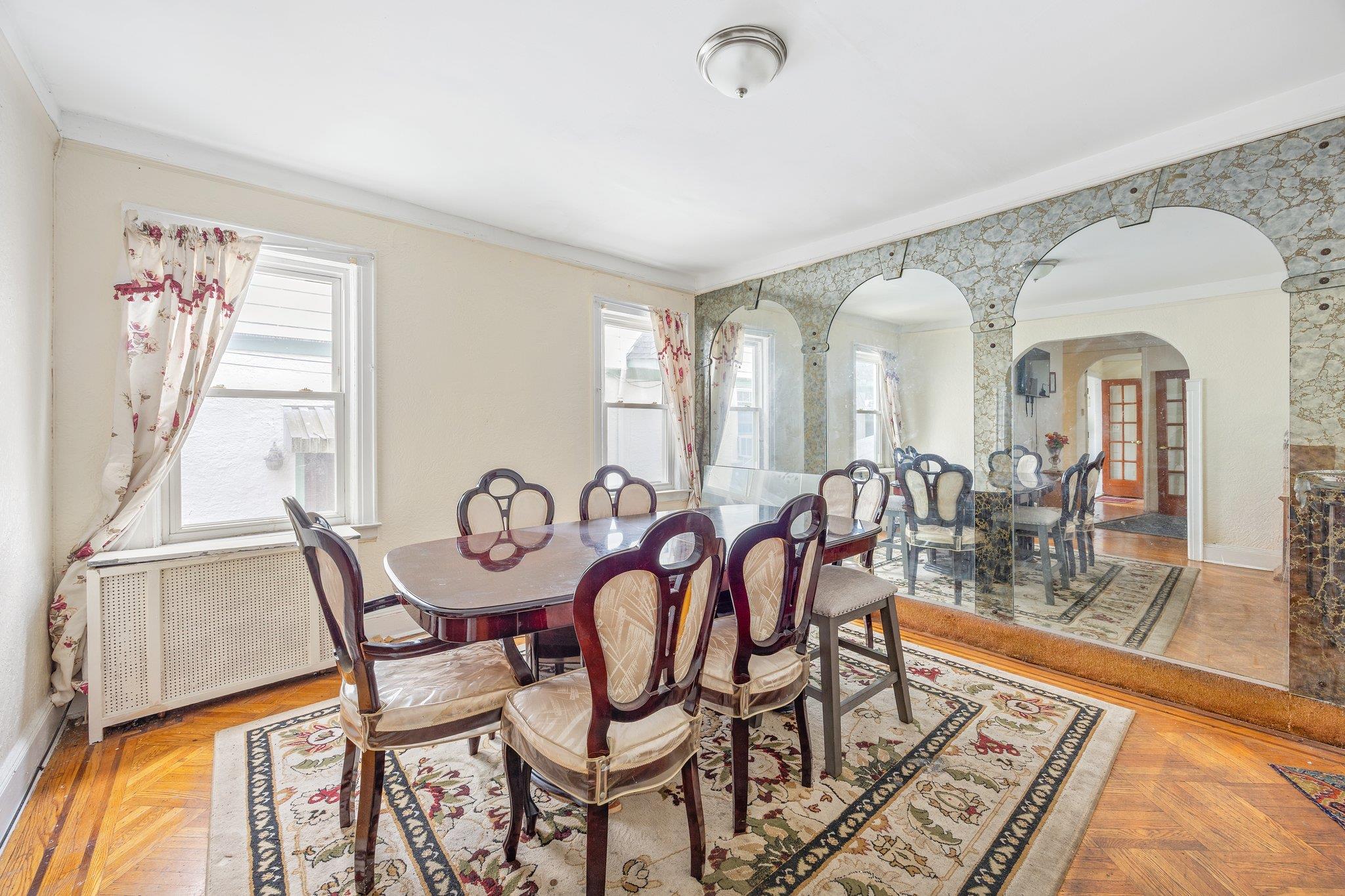 10446 199th Street, Saint Albans, NY 11412