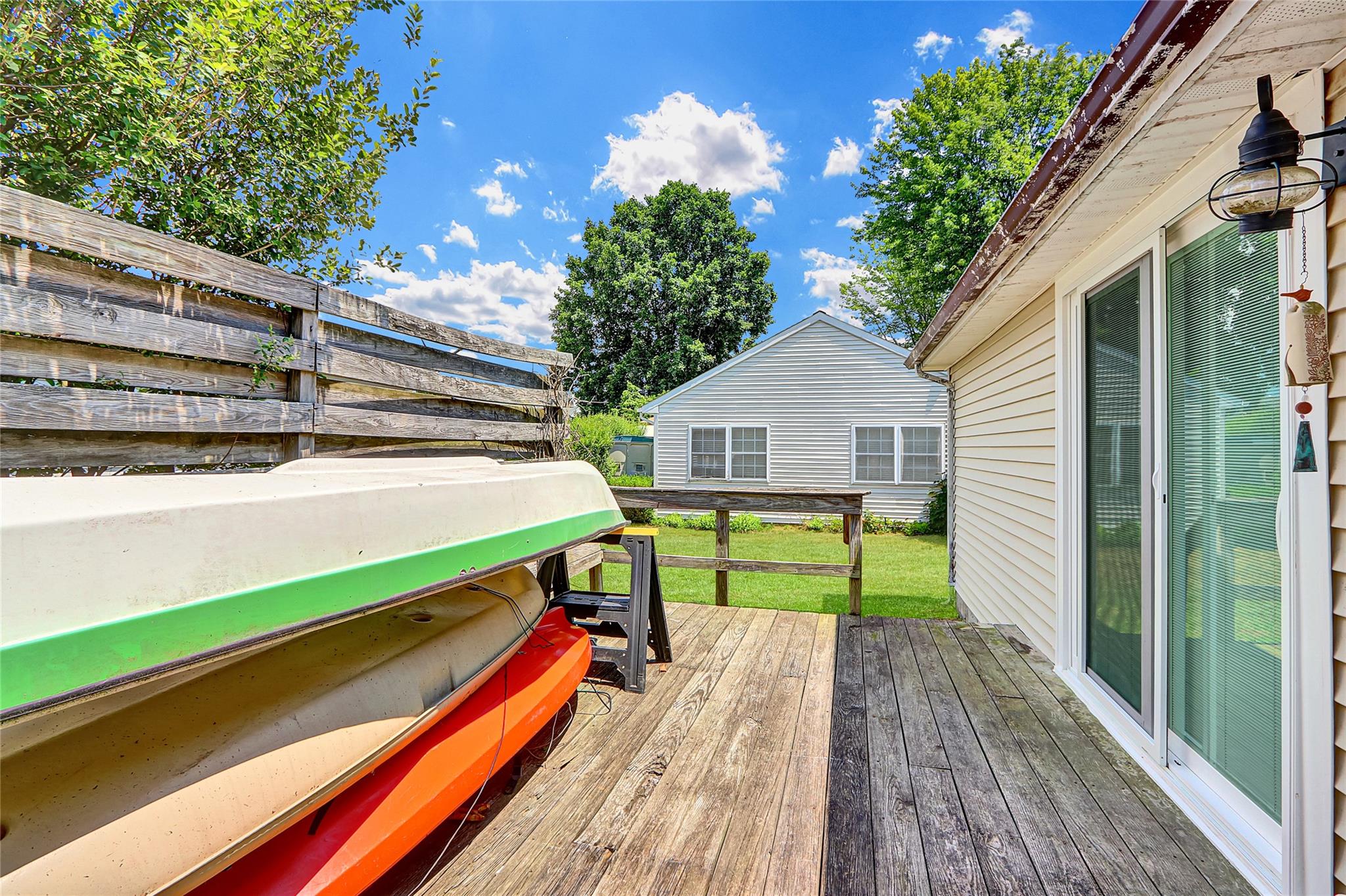 164 Village Circ W, Manorville, NY 11949