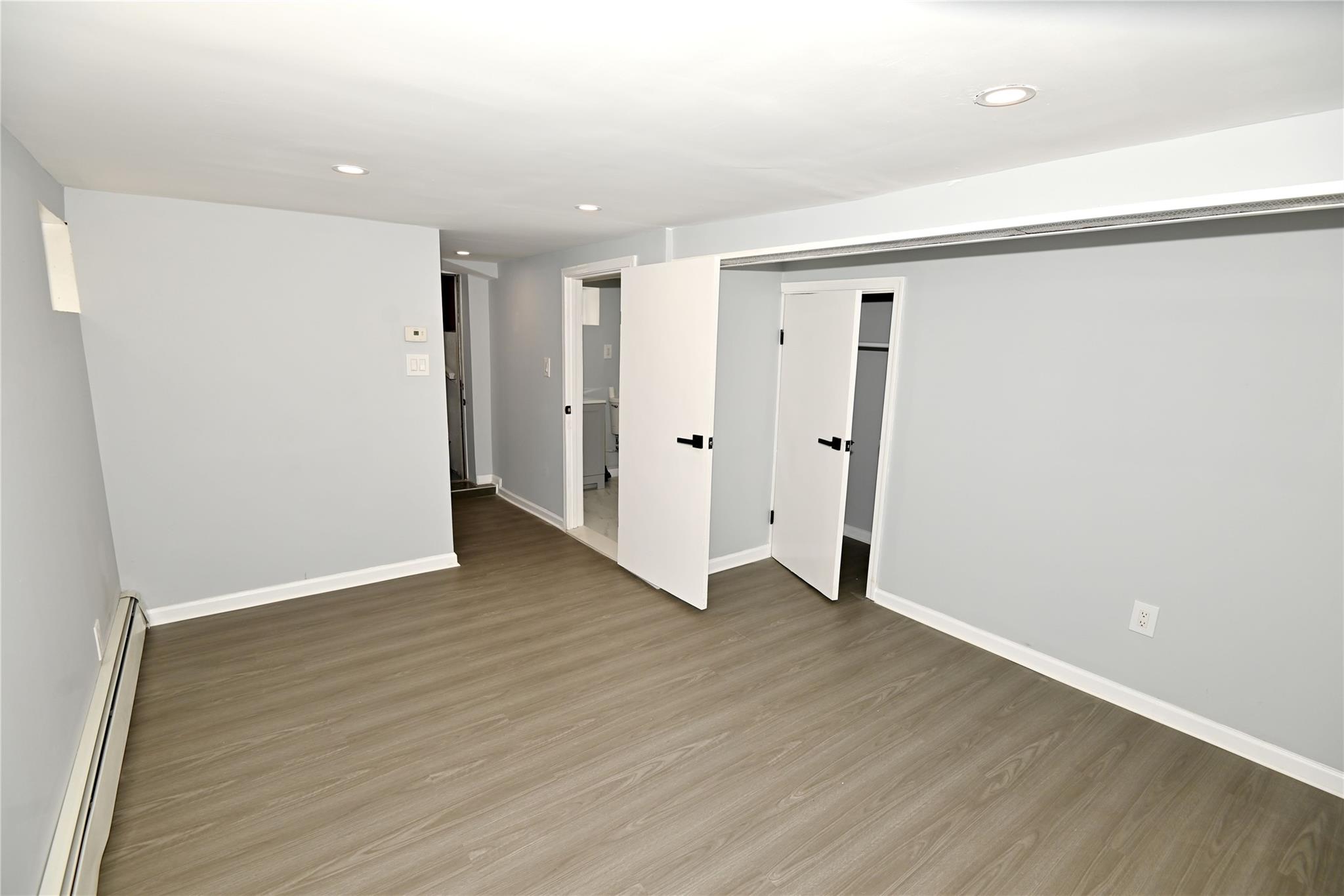 21928 141st Road, Springfield Gardens, NY 11413