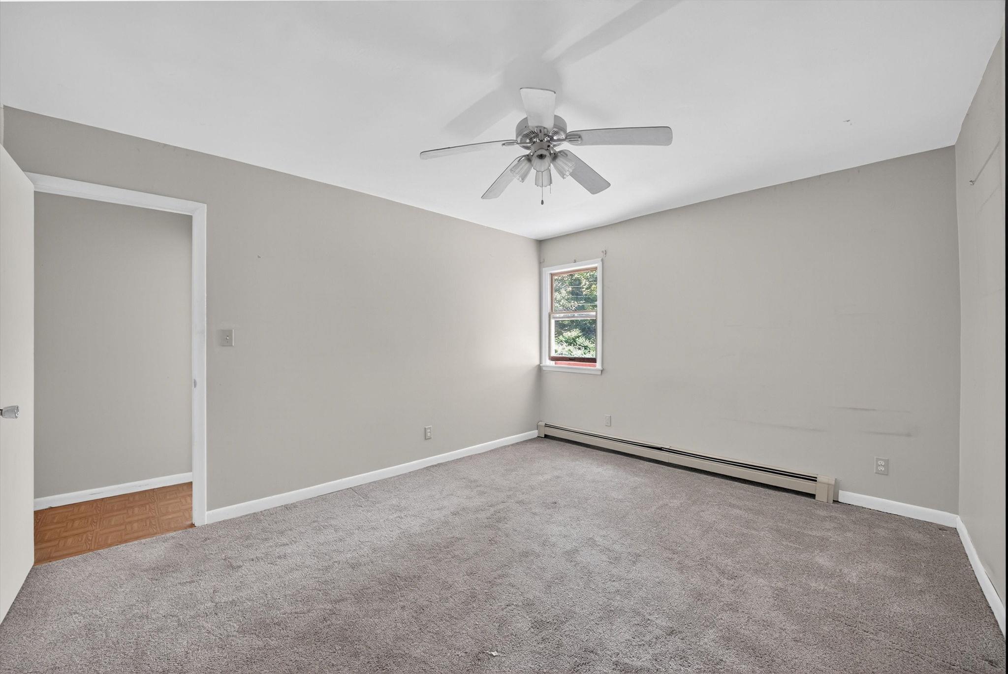 11 Tribune Lane, Red Hook, NY 12571