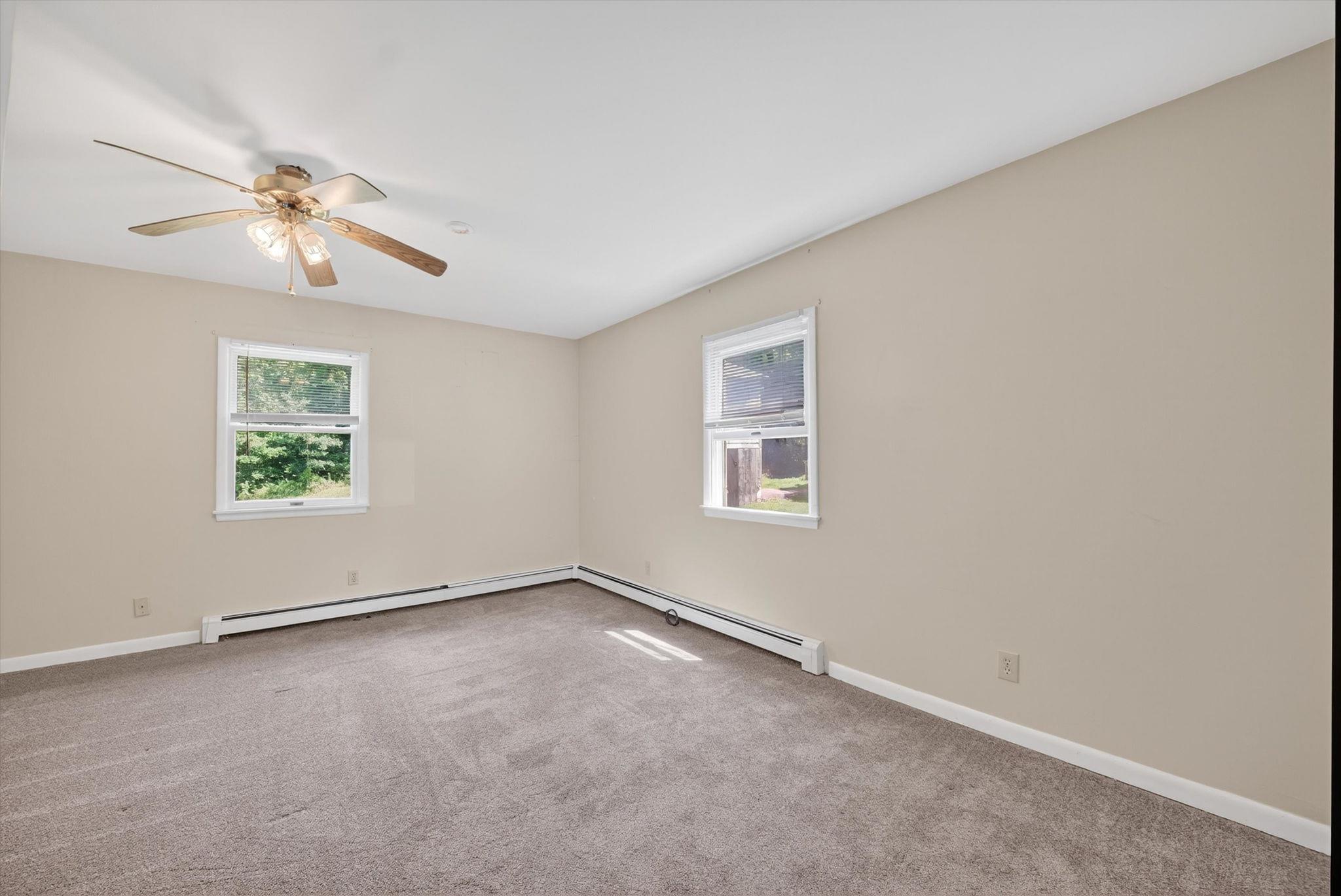 11 Tribune Lane, Red Hook, NY 12571