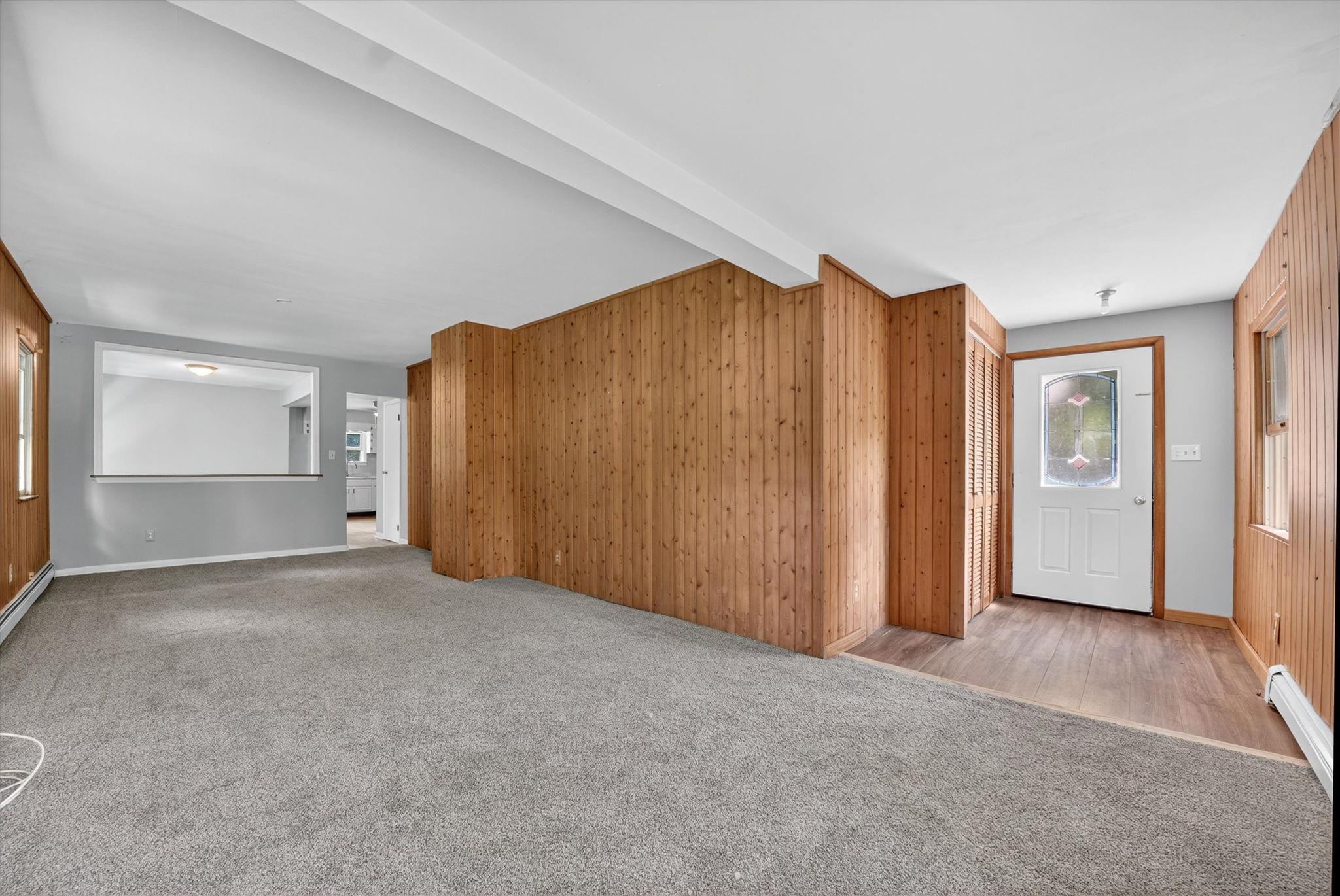 11 Tribune Lane, Red Hook, NY 12571