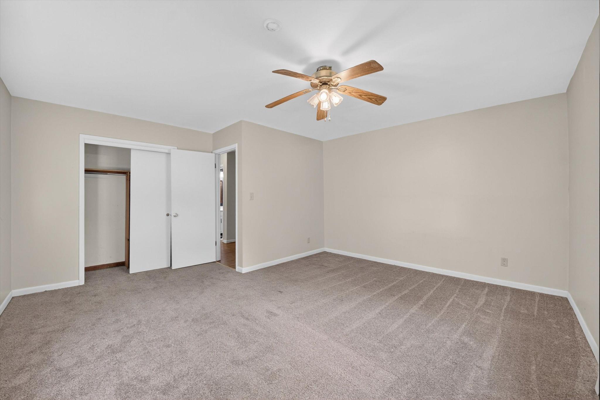 11 Tribune Lane, Red Hook, NY 12571