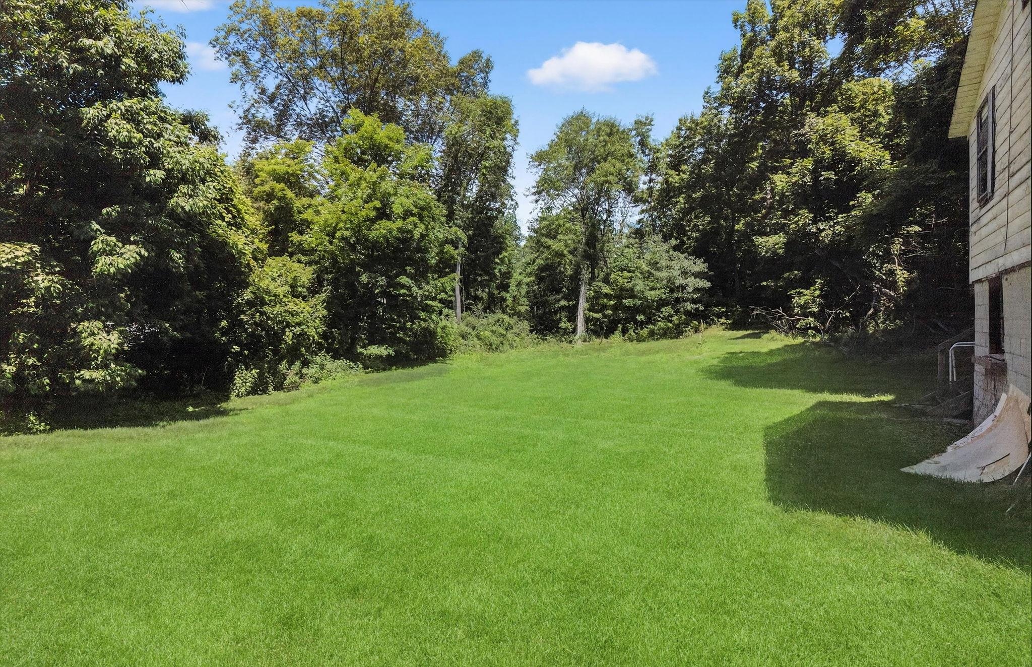 11 Tribune Lane, Red Hook, NY 12571