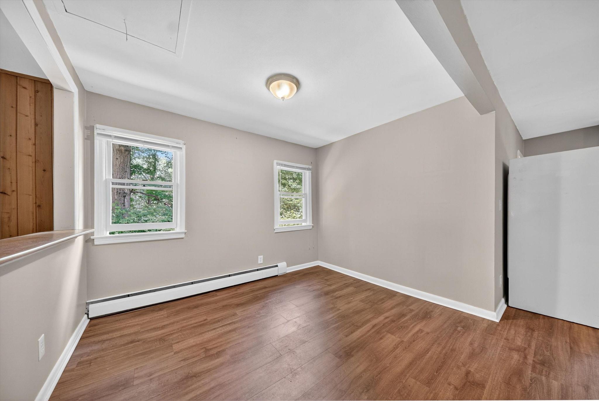 11 Tribune Lane, Red Hook, NY 12571