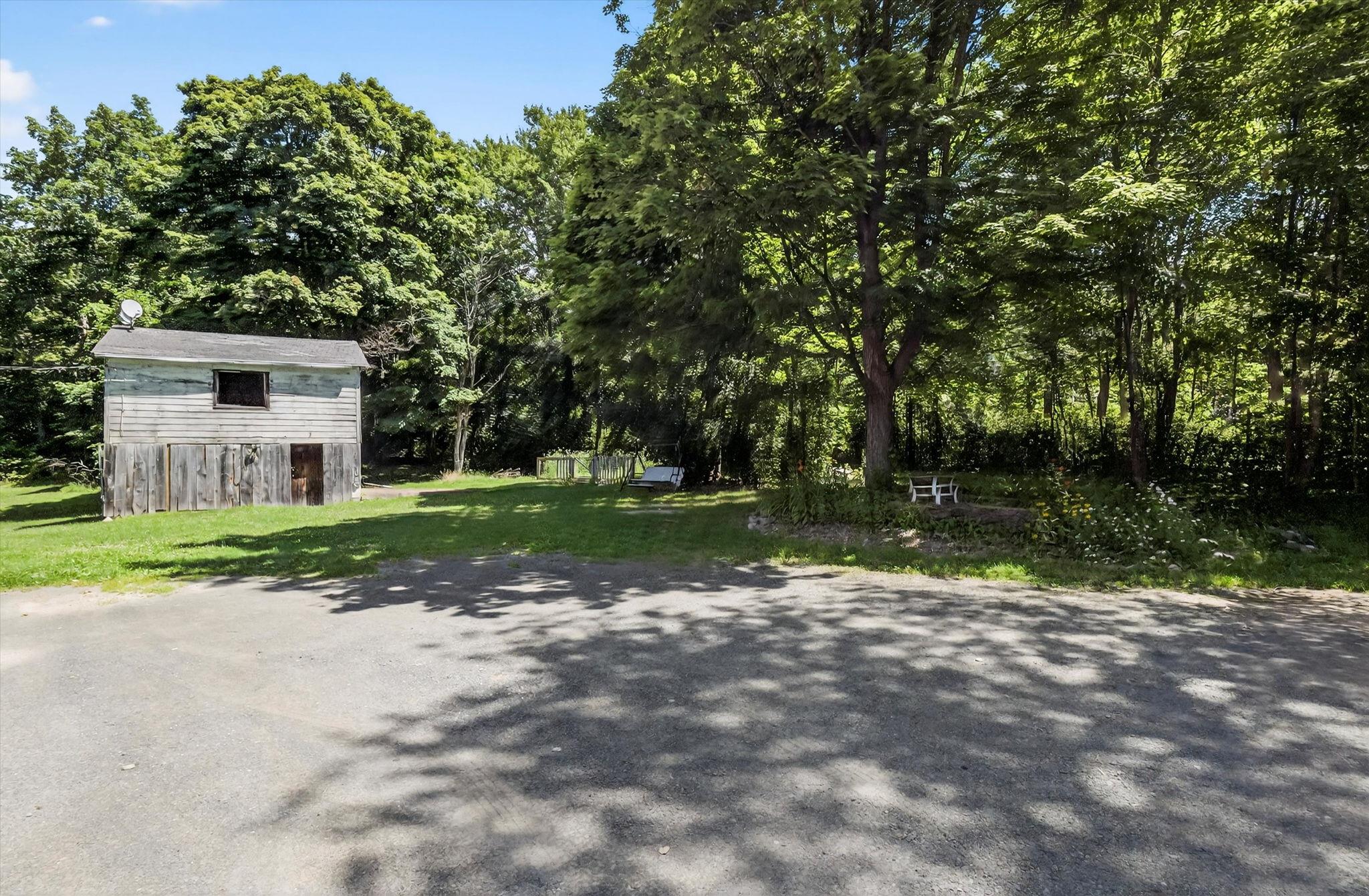 11 Tribune Lane, Red Hook, NY 12571