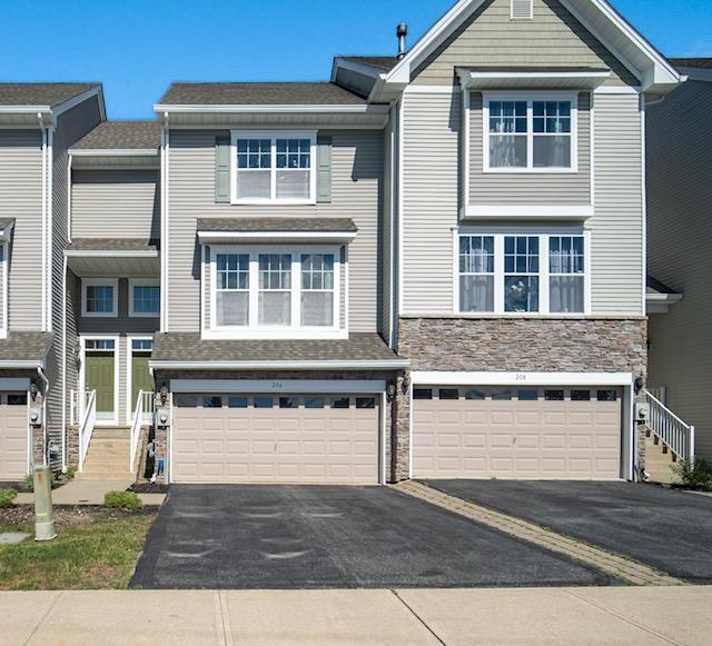 206 Hawthorn Way, New Windsor, NY 12553