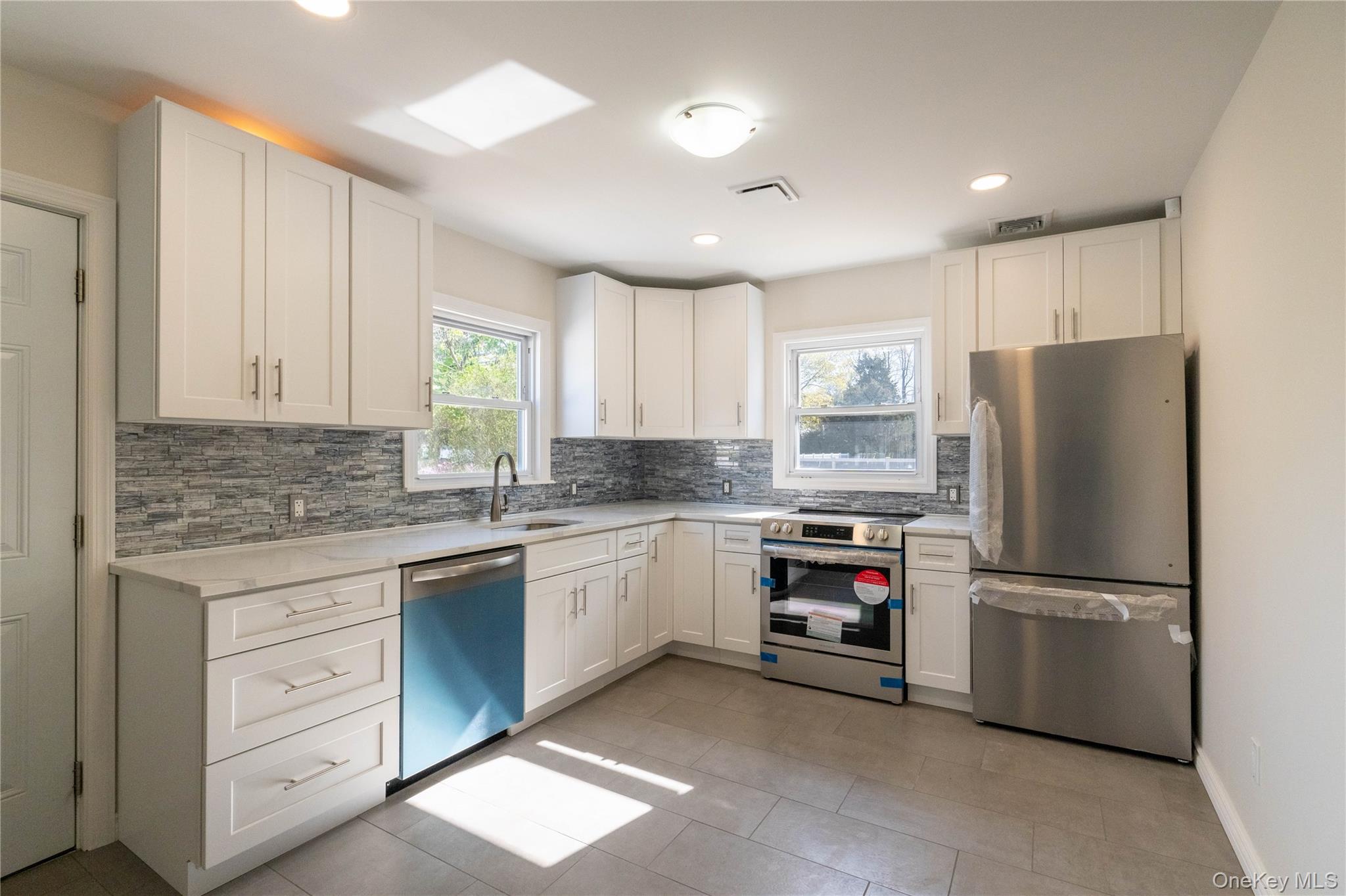 37 Amsterdam Street, Huntington, NY 11743