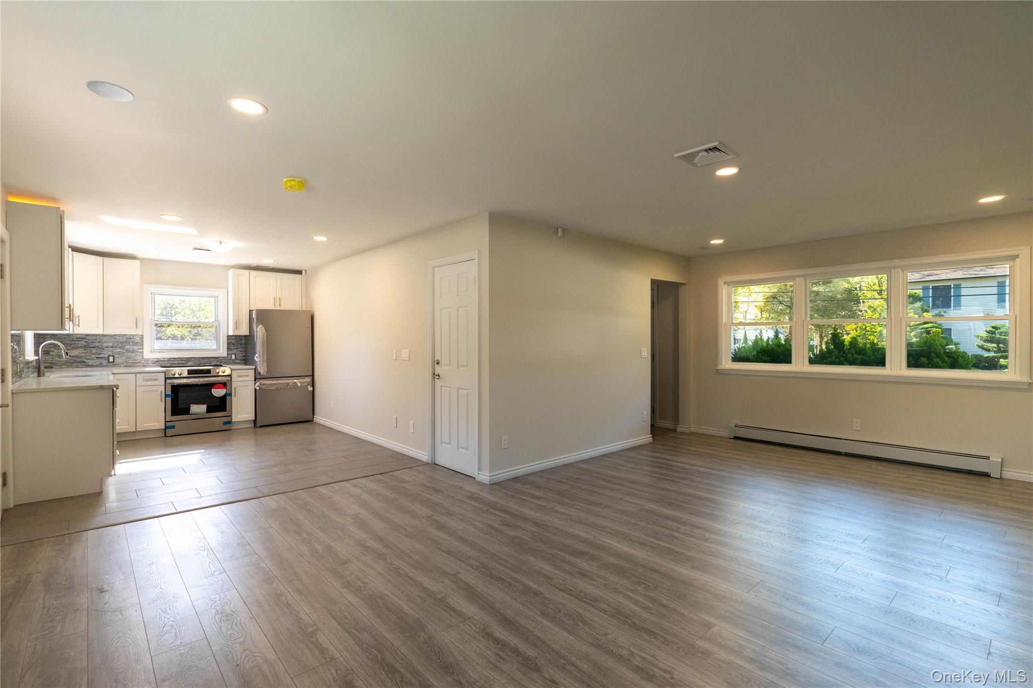 37 Amsterdam Street, Huntington, NY 11743