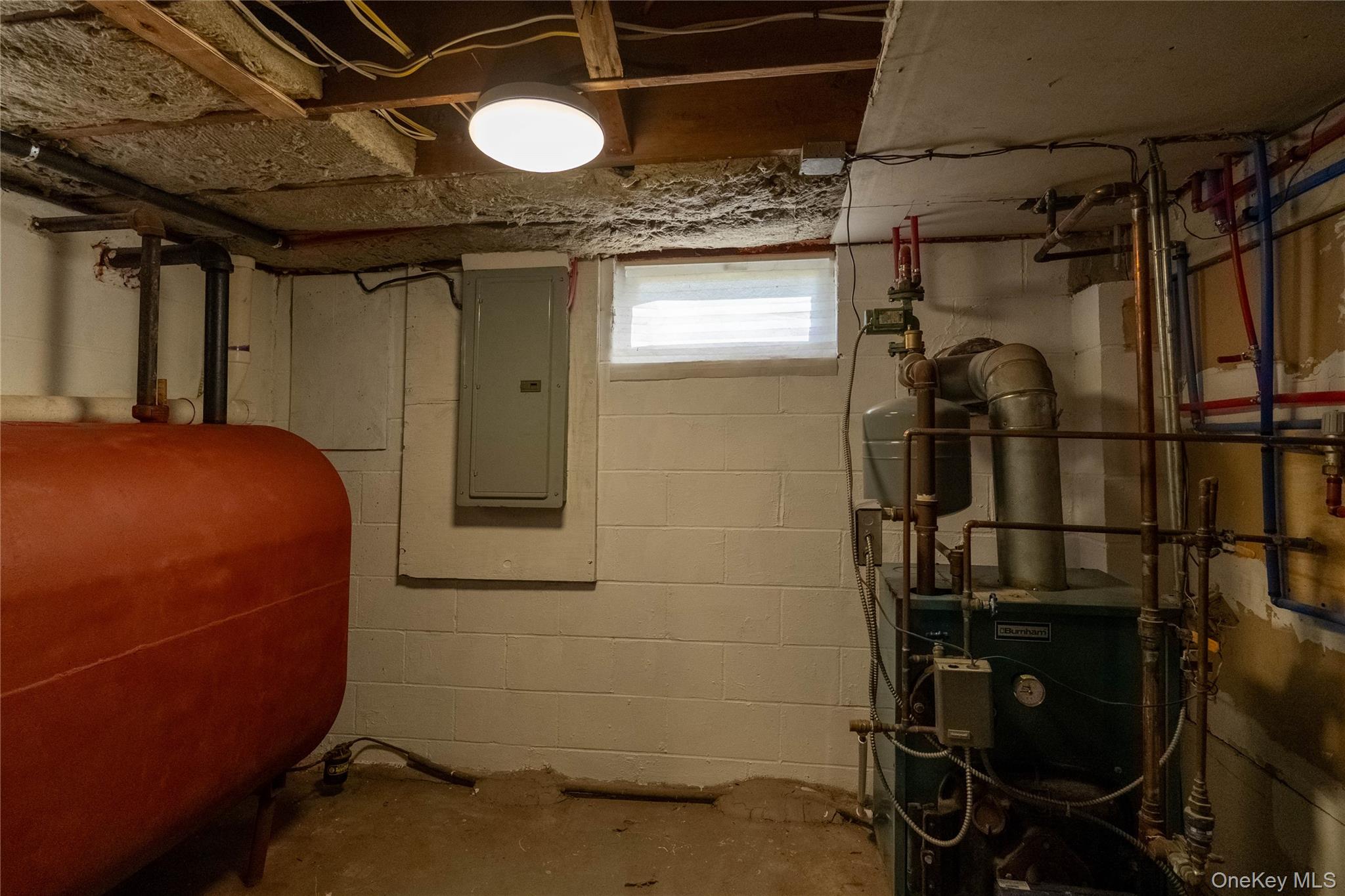 37 Amsterdam Street, Huntington, NY 11743