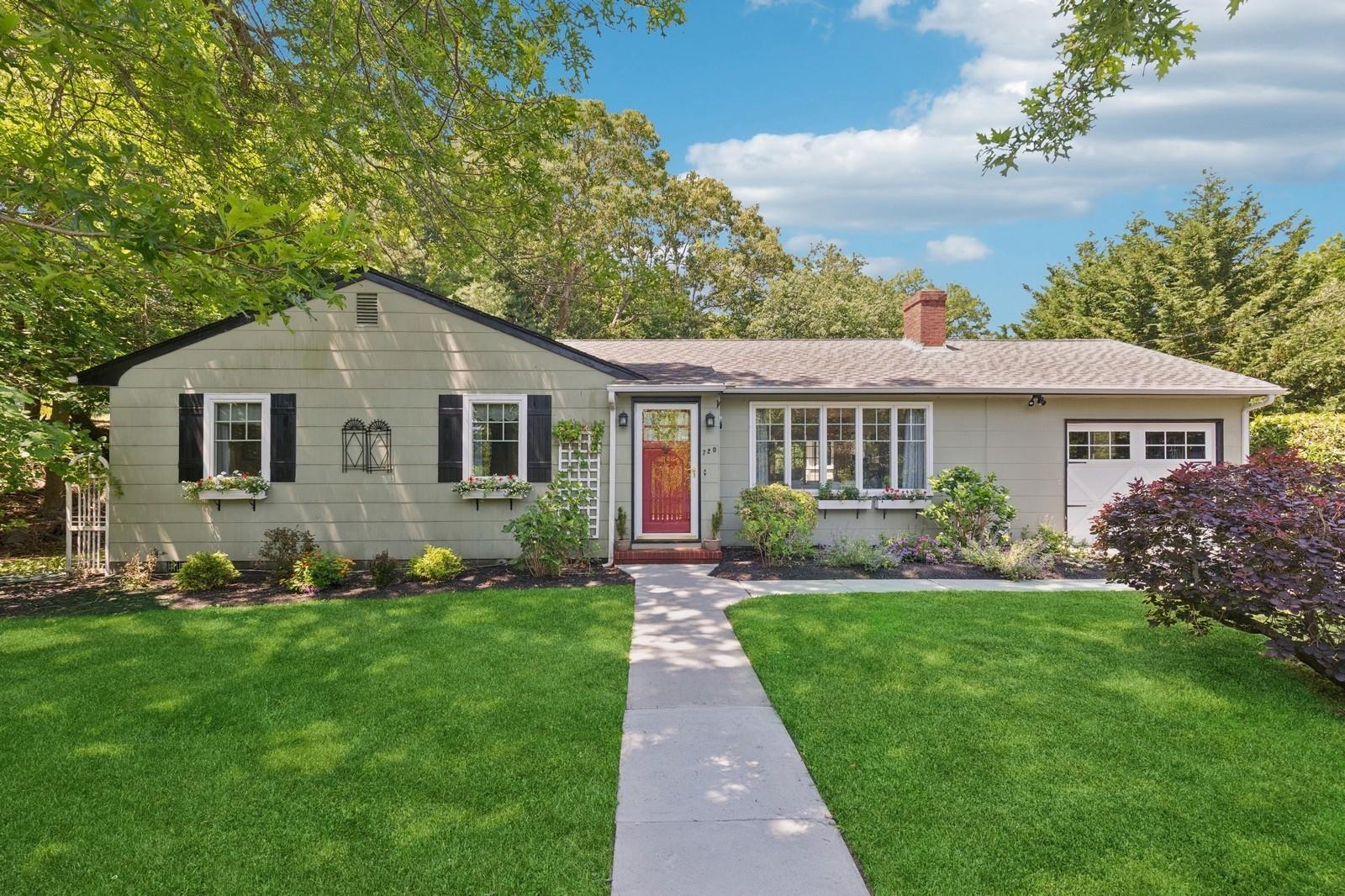720 Mechanic Street, Southold, NY 11971