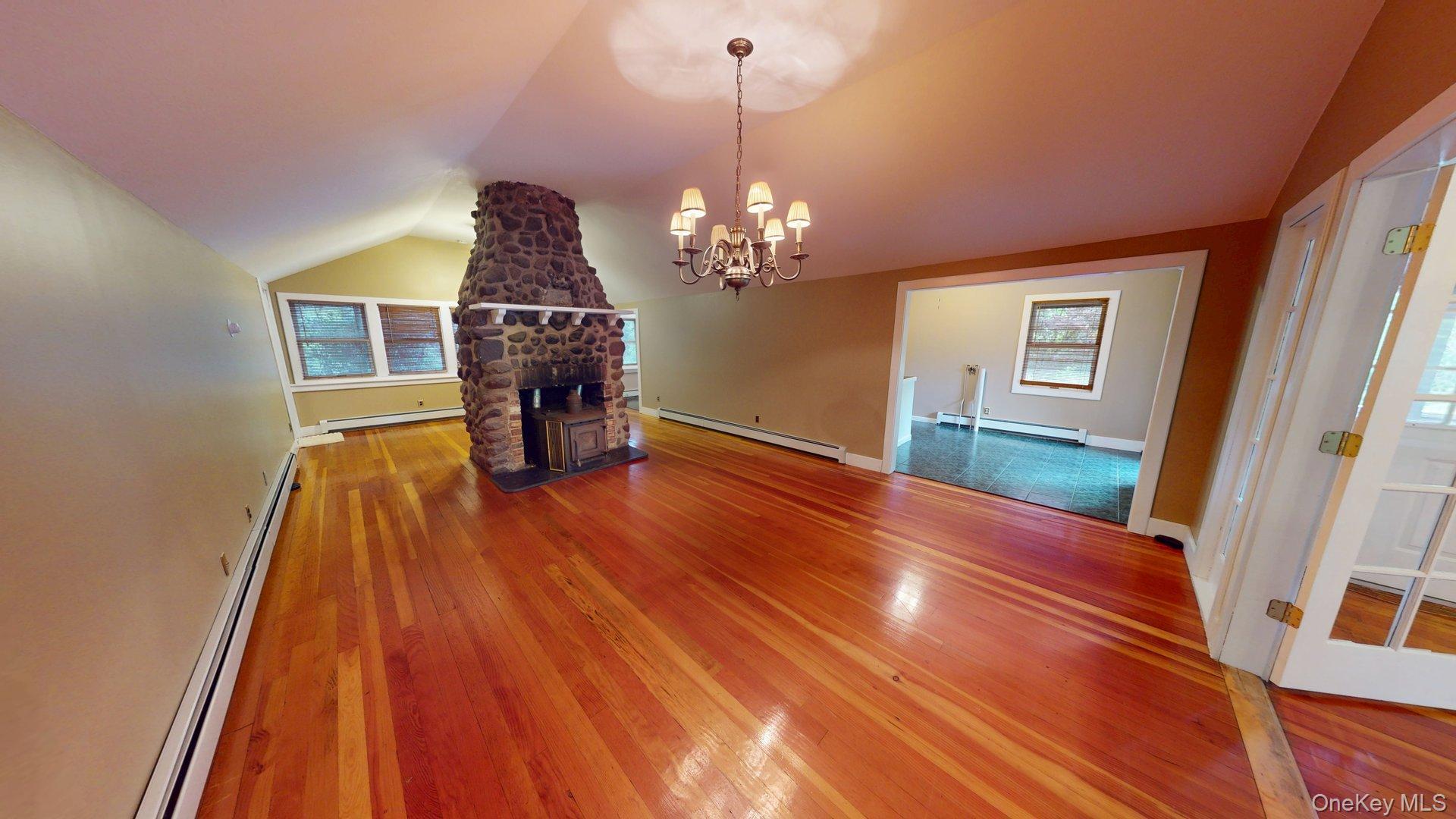 27 Maple Trail, Wurtsboro, NY 12790