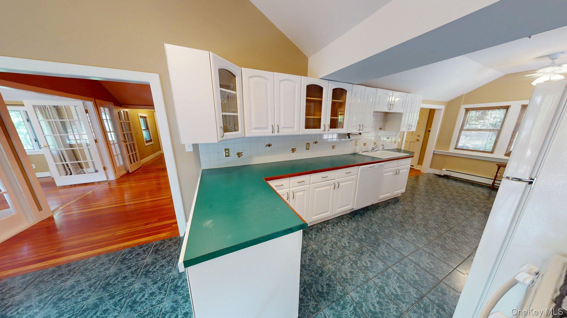 27 Maple Trail, Wurtsboro, NY 12790