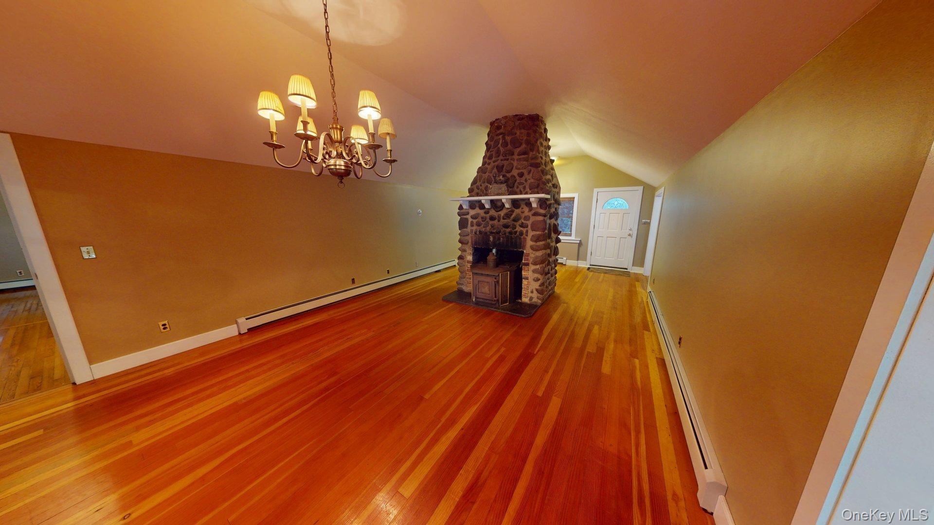 27 Maple Trail, Wurtsboro, NY 12790