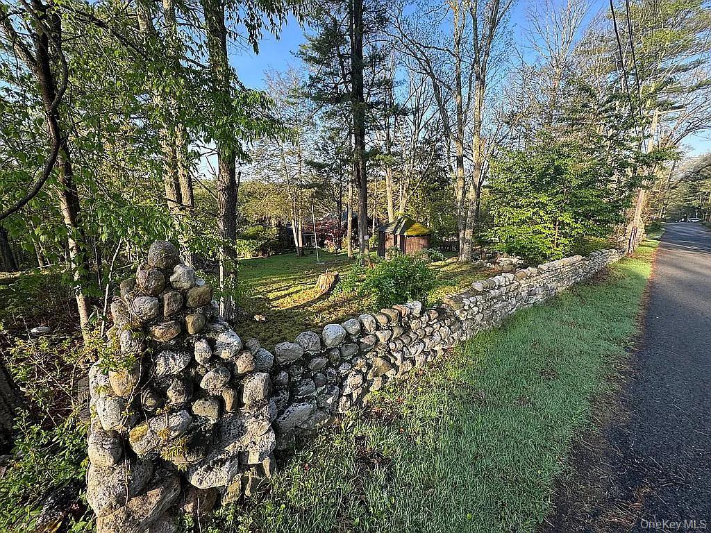 27 Maple Trail, Wurtsboro, NY 12790