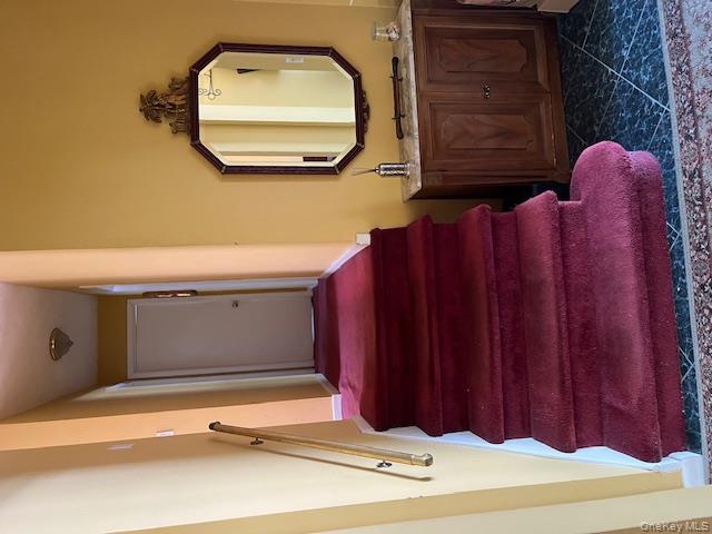 24914 Cambria Ave Avenue, Little Neck, NY 11362