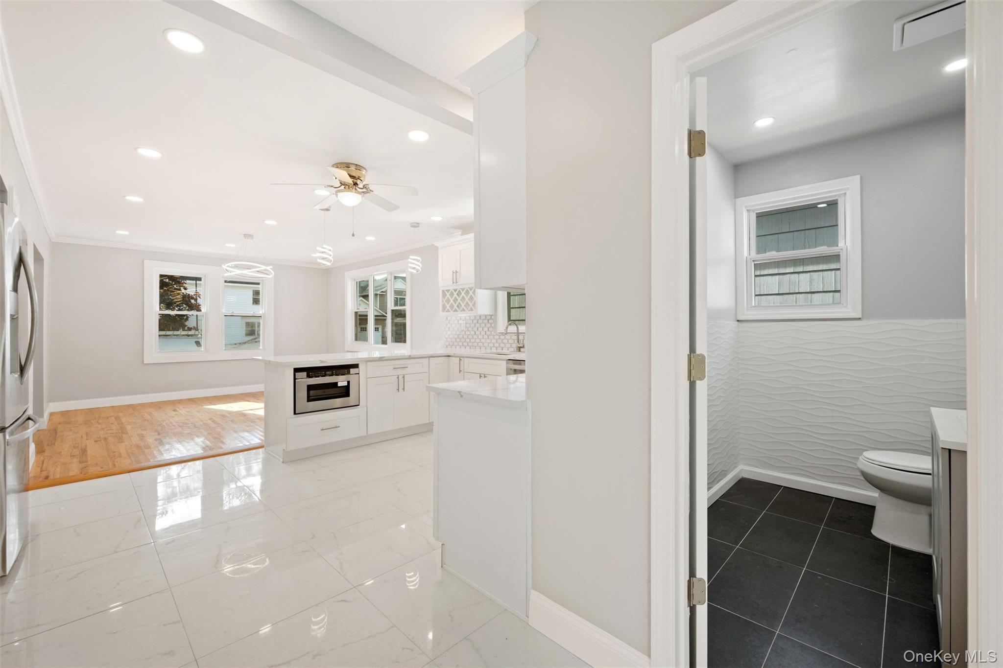 15 Shepherd Street, Rockville Centre, NY 11570