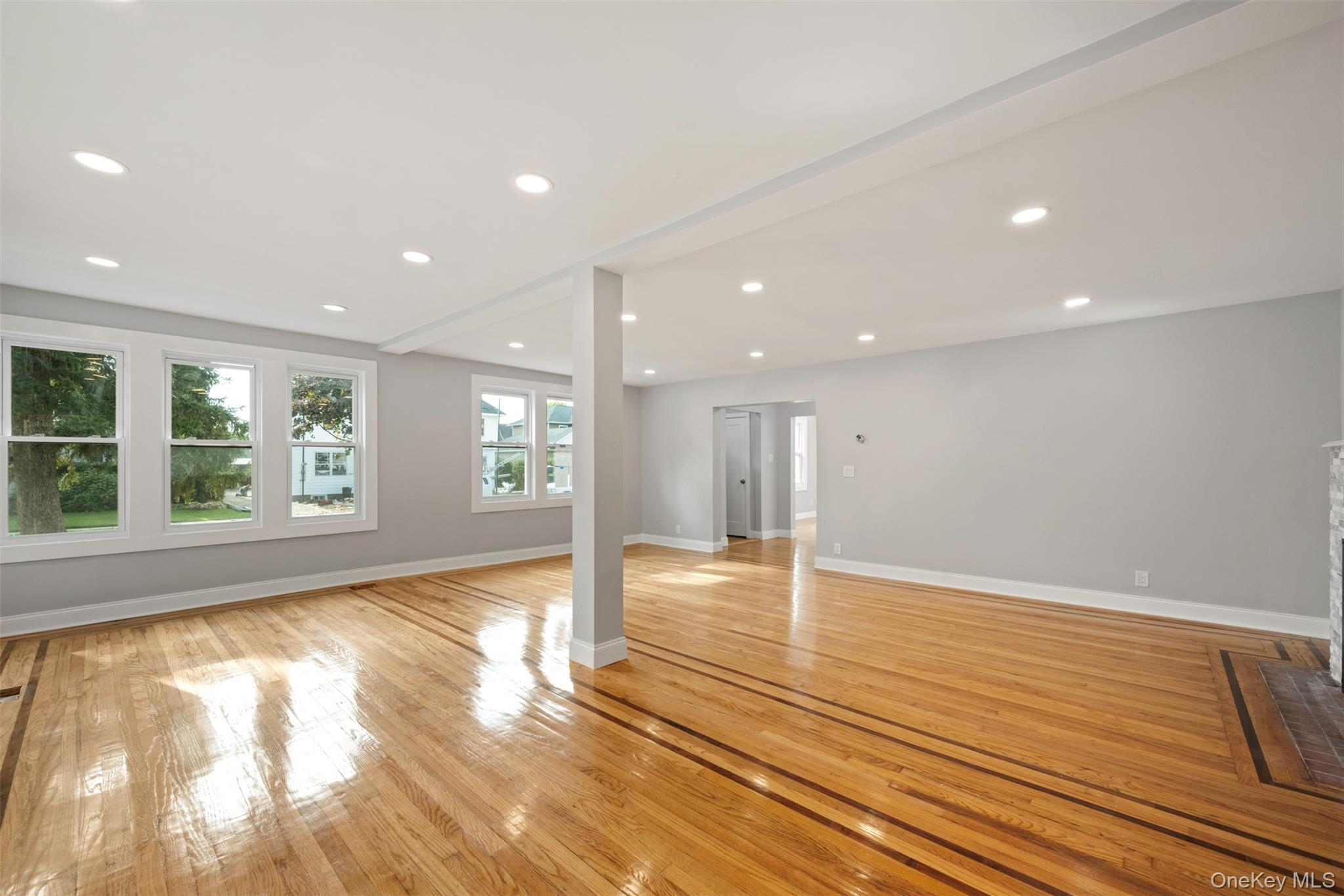 15 Shepherd Street, Rockville Centre, NY 11570