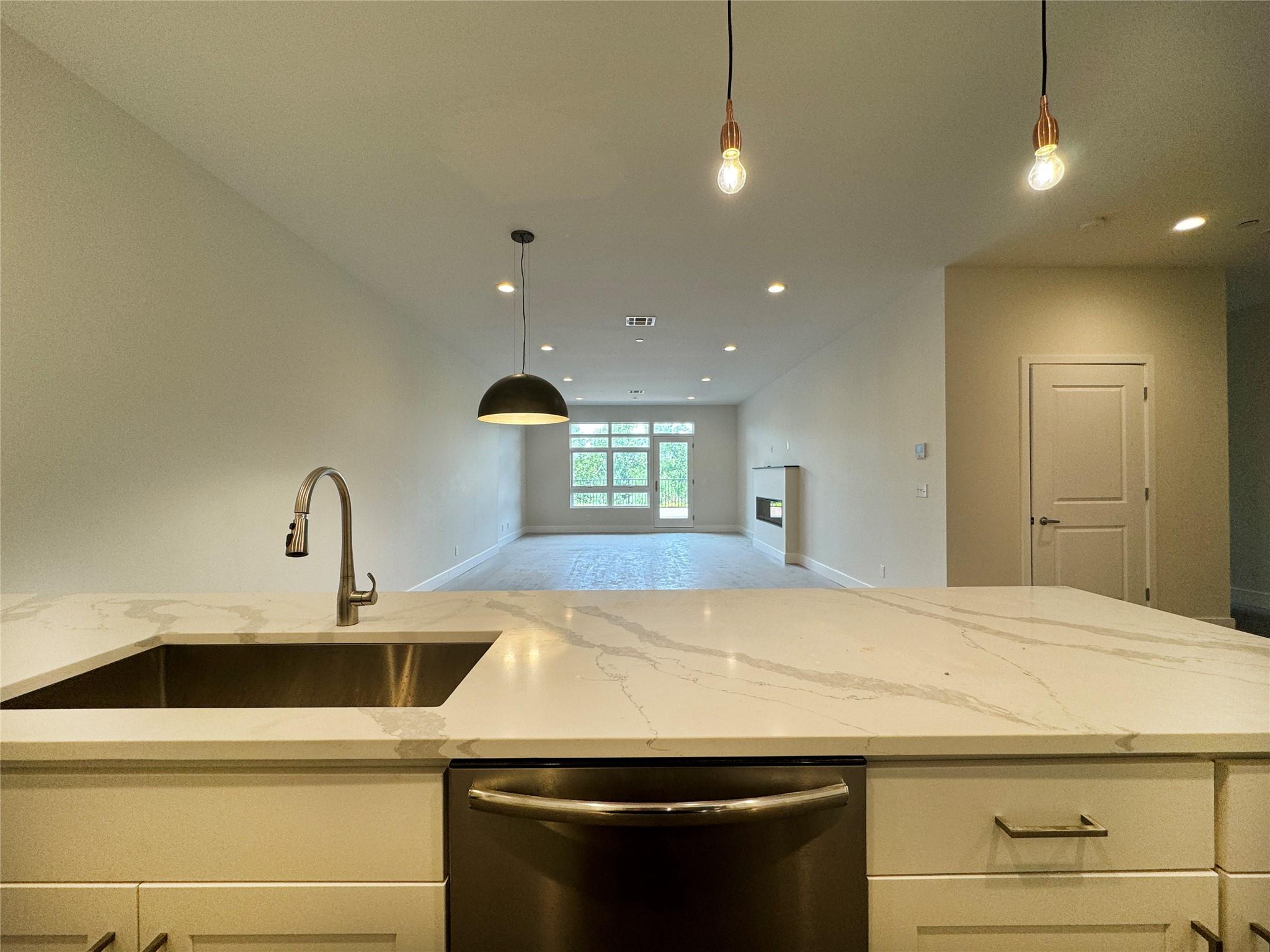 30 Beekman Street # PH3, Beacon, NY 12508