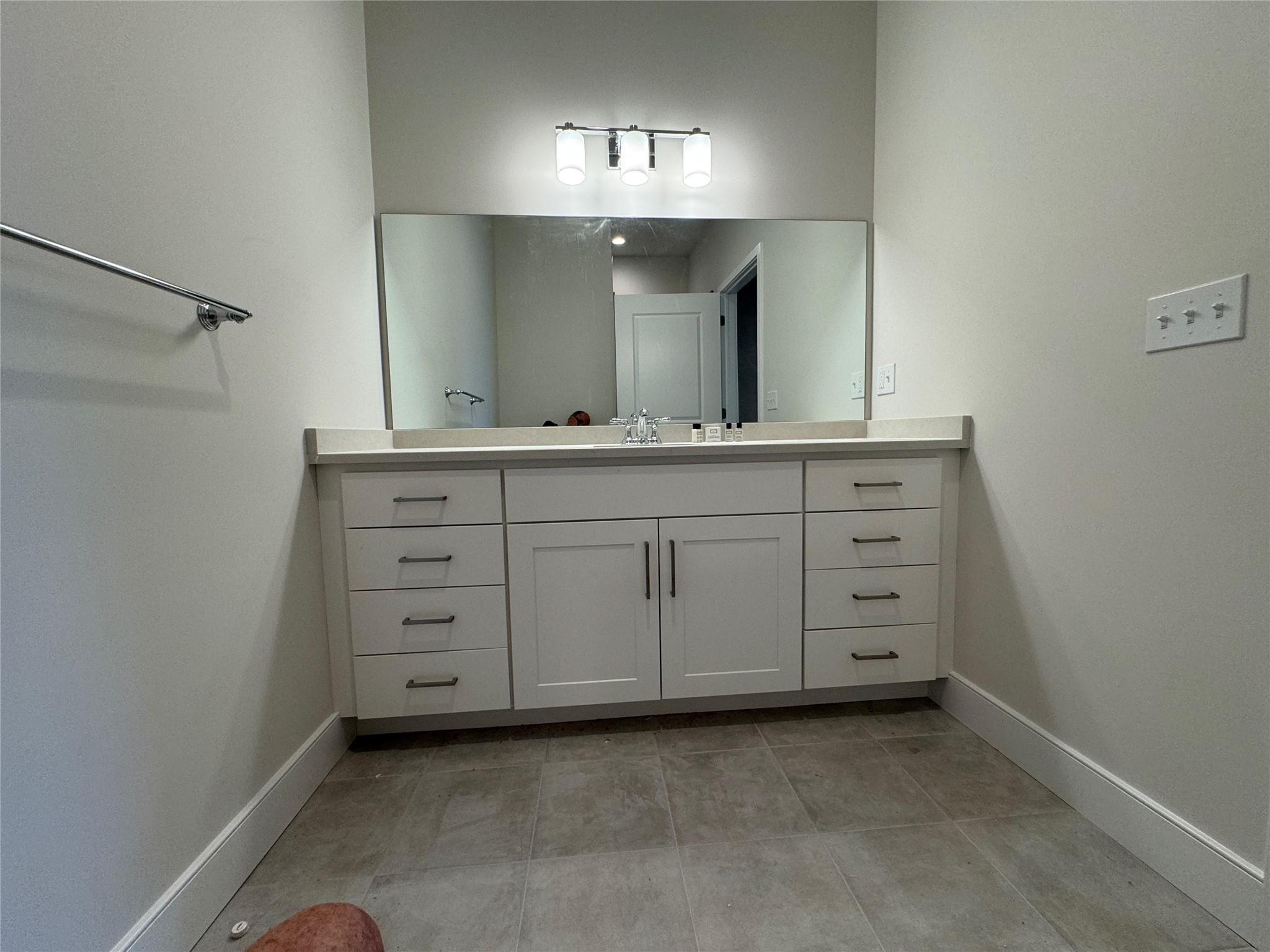 30 Beekman Street # PH3, Beacon, NY 12508